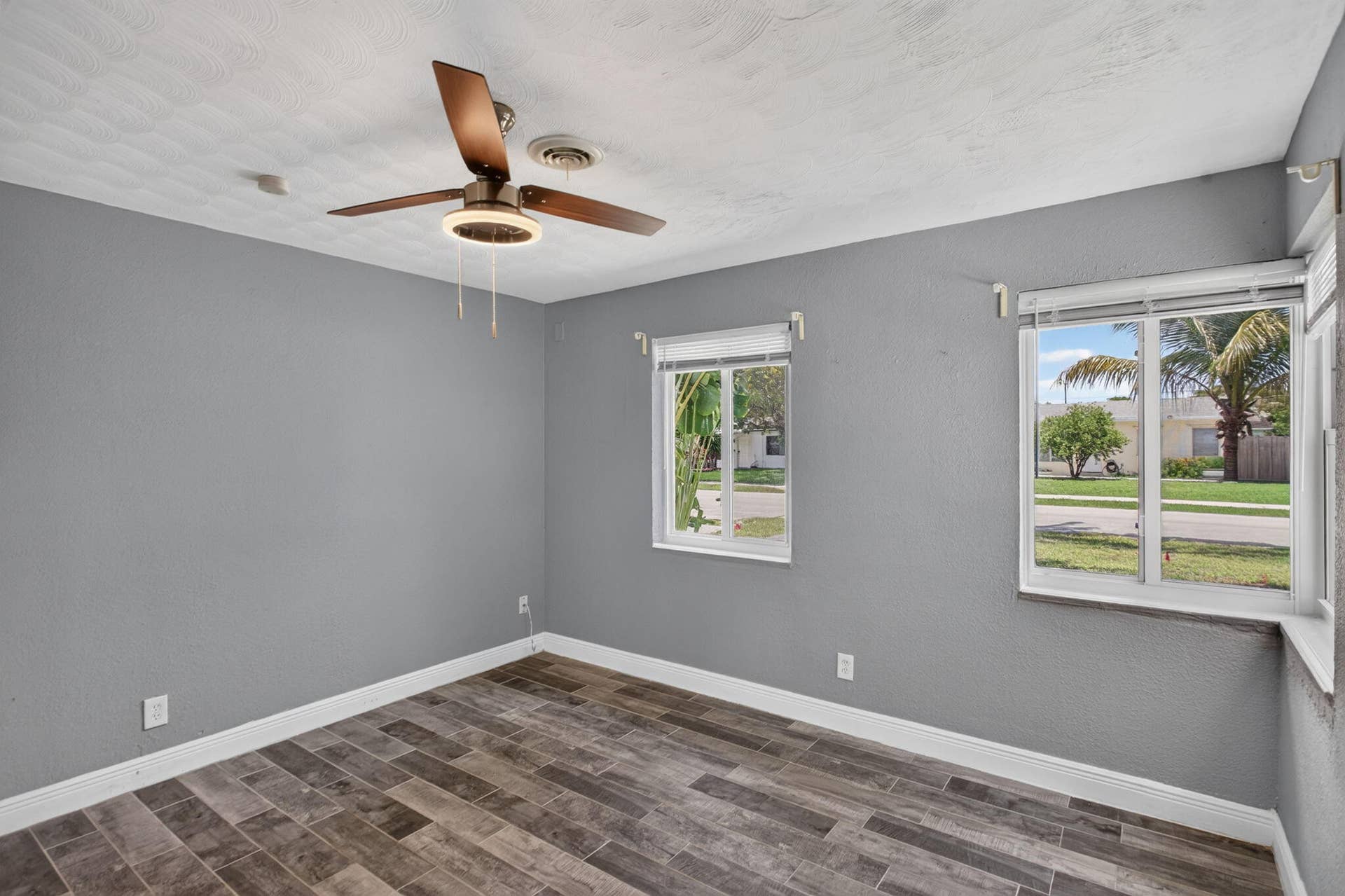 2811 NE 9th Terrace, Pompano Beach, FL 33064 36-web-or-mls-2811-7026