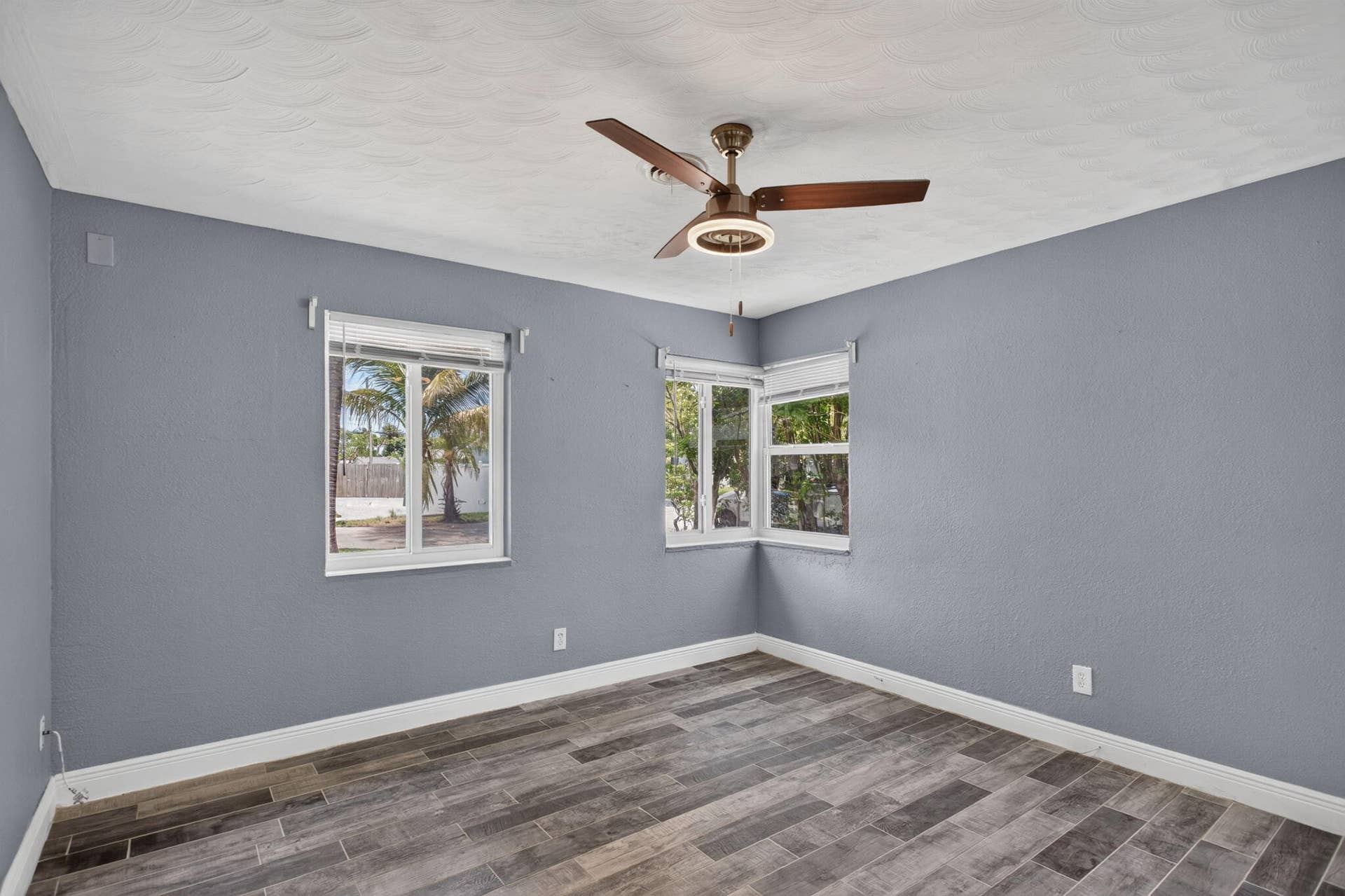 2811 NE 9th Terrace, Pompano Beach, FL 33064 34-web-or-mls-2811-7016