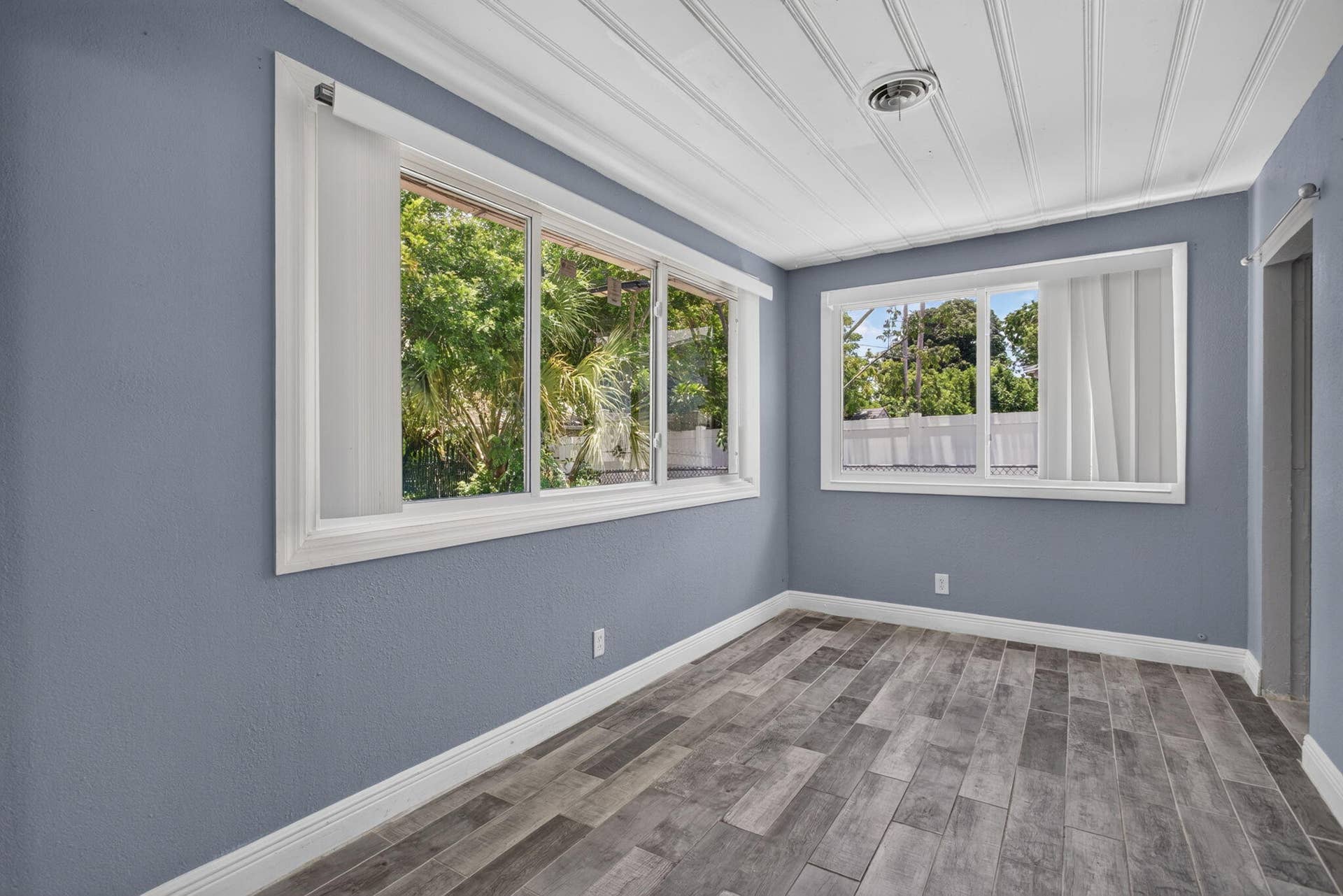 2811 NE 9th Terrace, Pompano Beach, FL 33064 21-web-or-mls-2811-6951