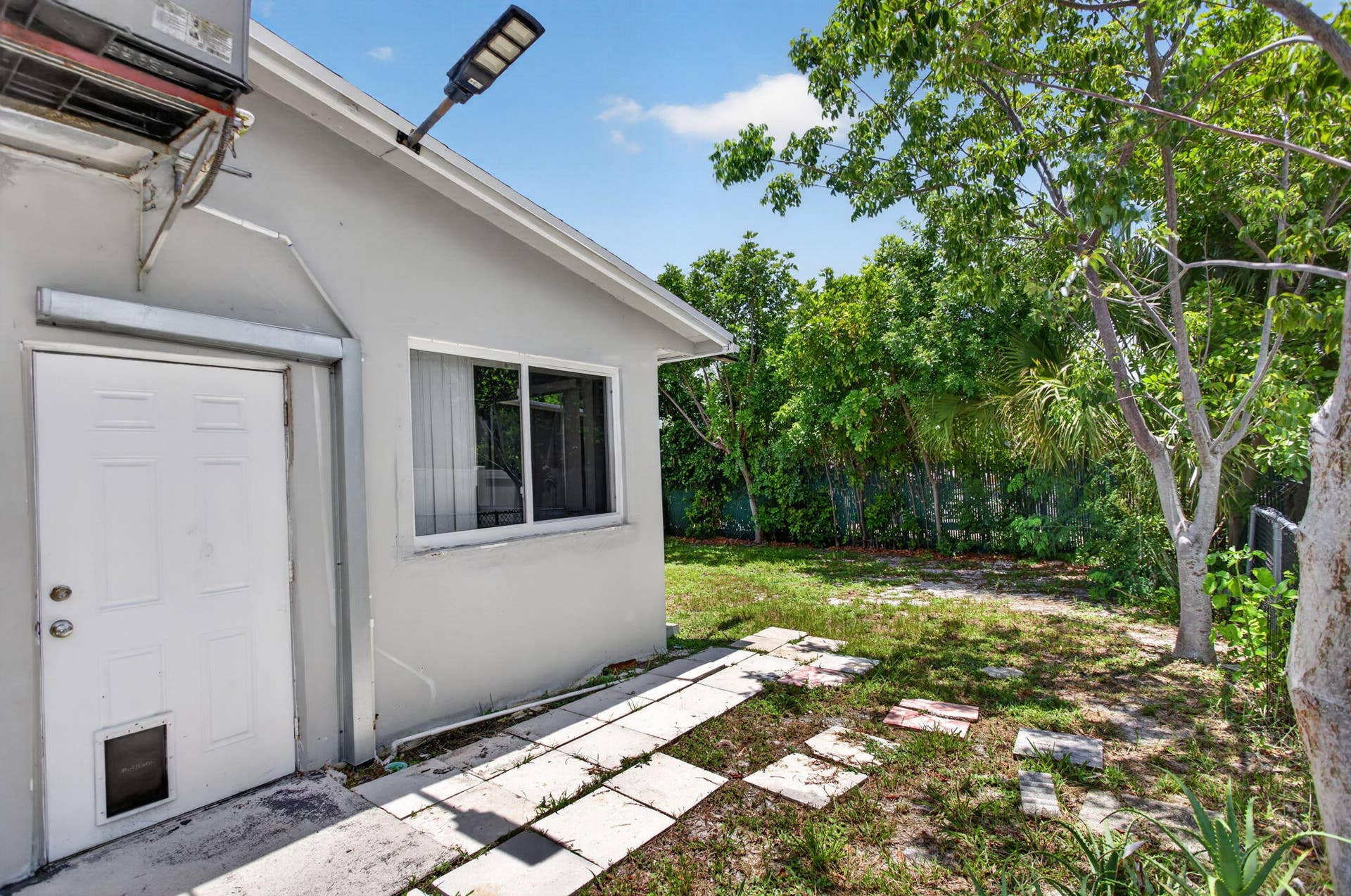 2811 NE 9th Terrace, Pompano Beach, FL 33064 5-web-or-mls-2811-6872