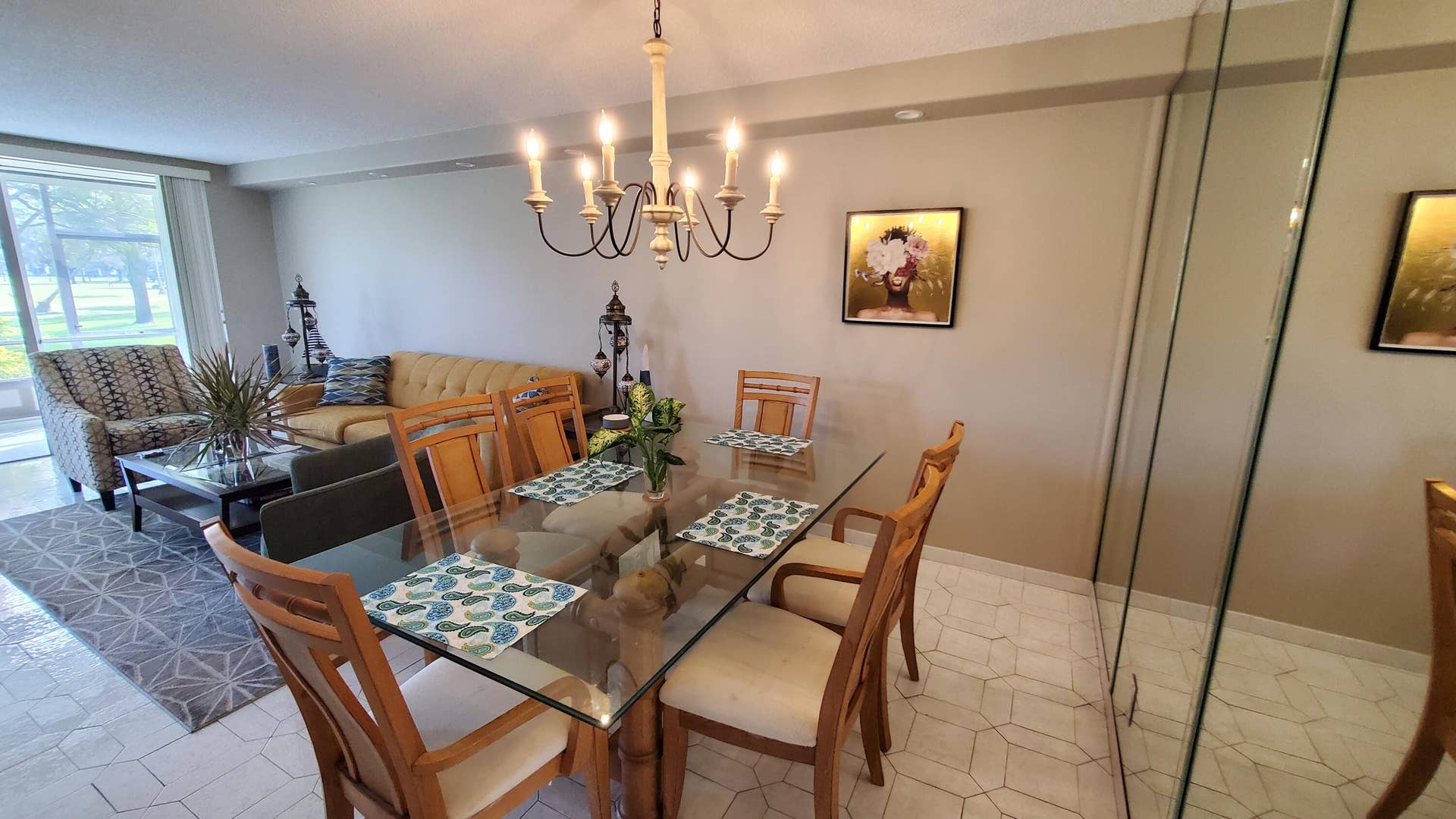 DiningArea (1)