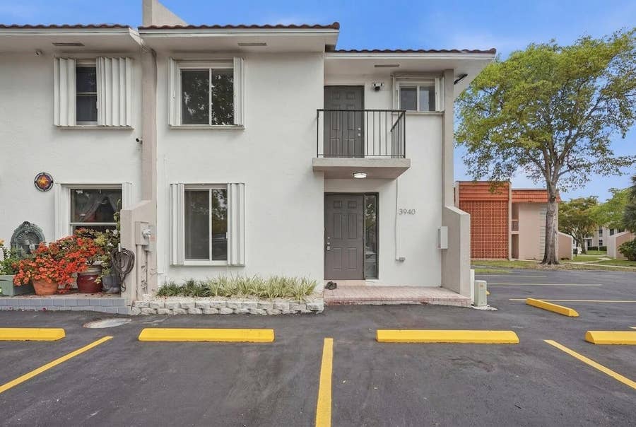 Property photo for 3913 NW 76th Terrace, Hollywood, FL