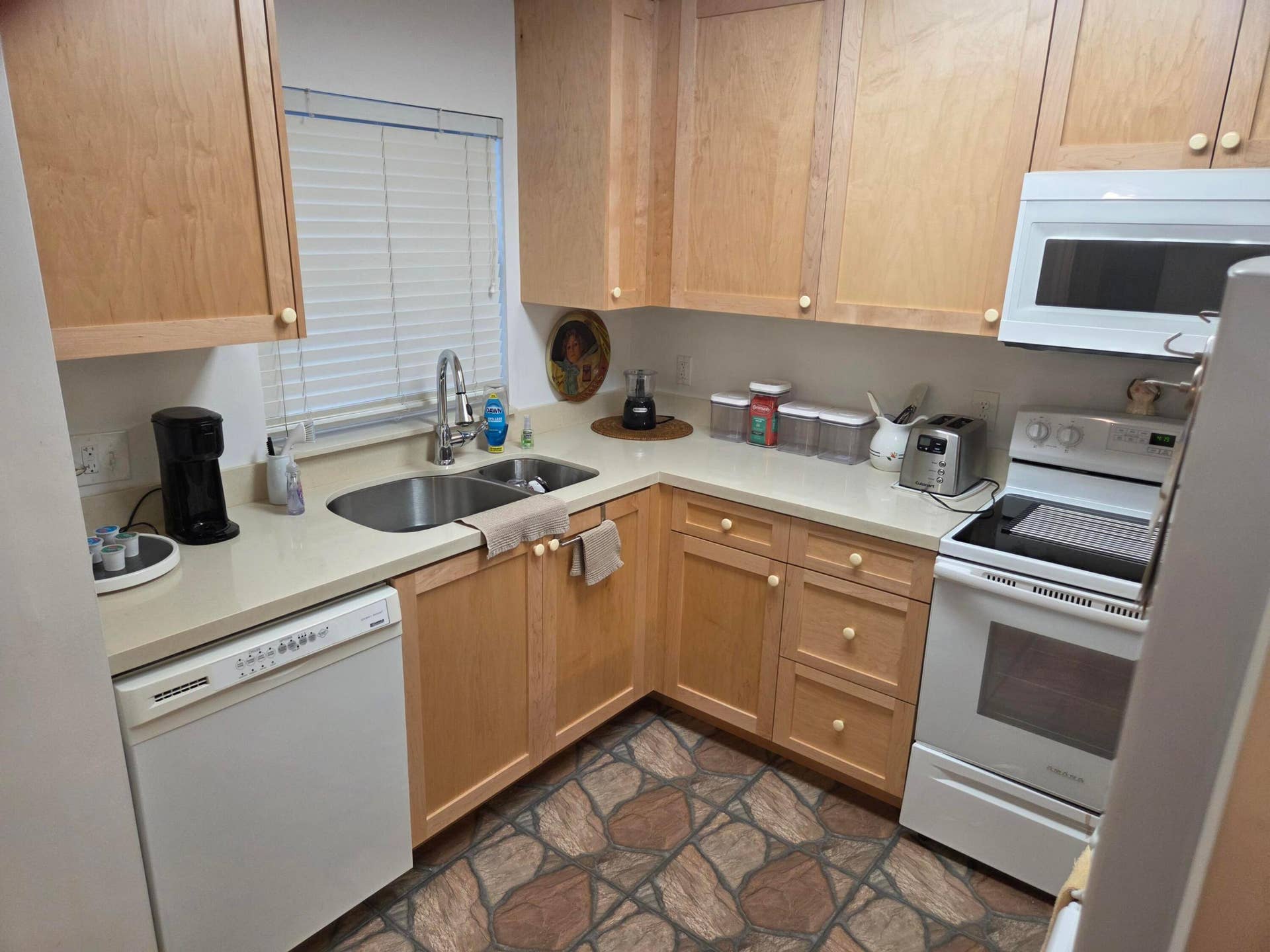 New kitchen and tops