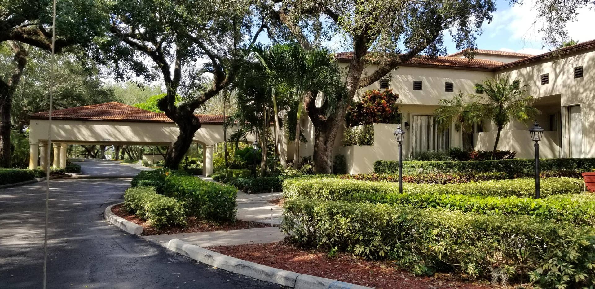 Drop off front entrance