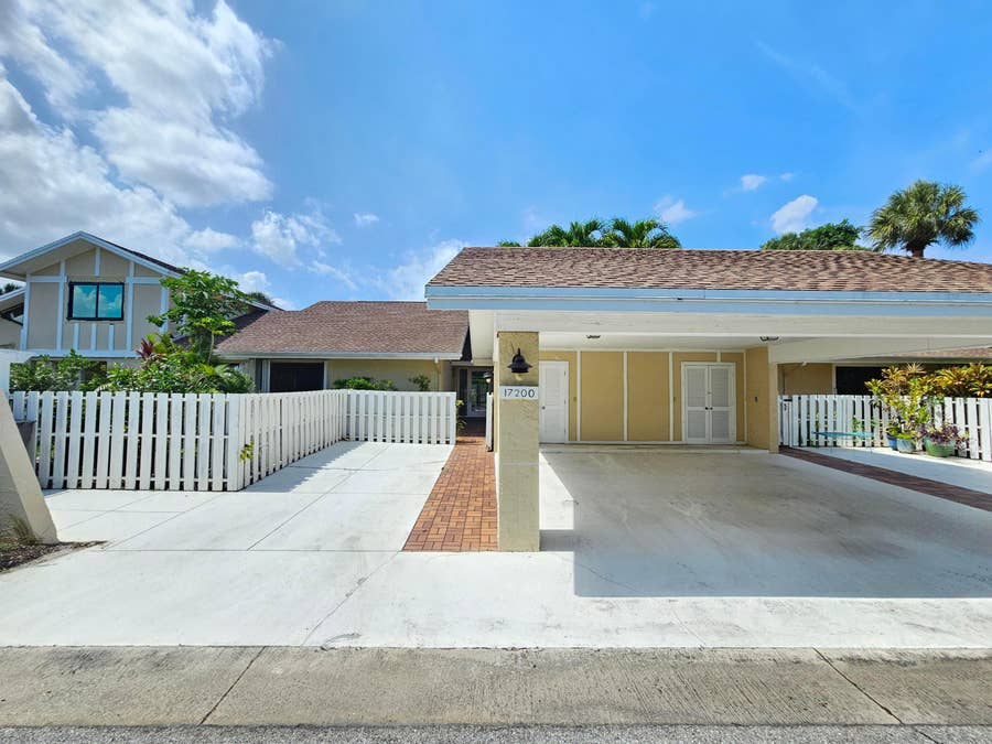 Property photo for 17200 Fownes Crescent, Jupiter, FL