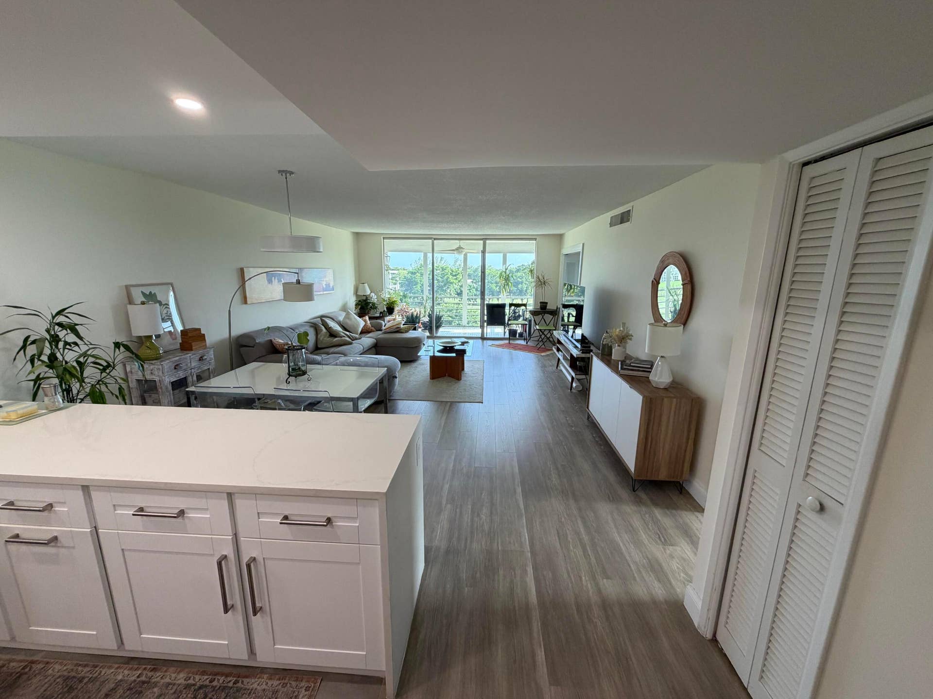 3001 S Course Drive, #501, Pompano Beach, FL 33069 living 6