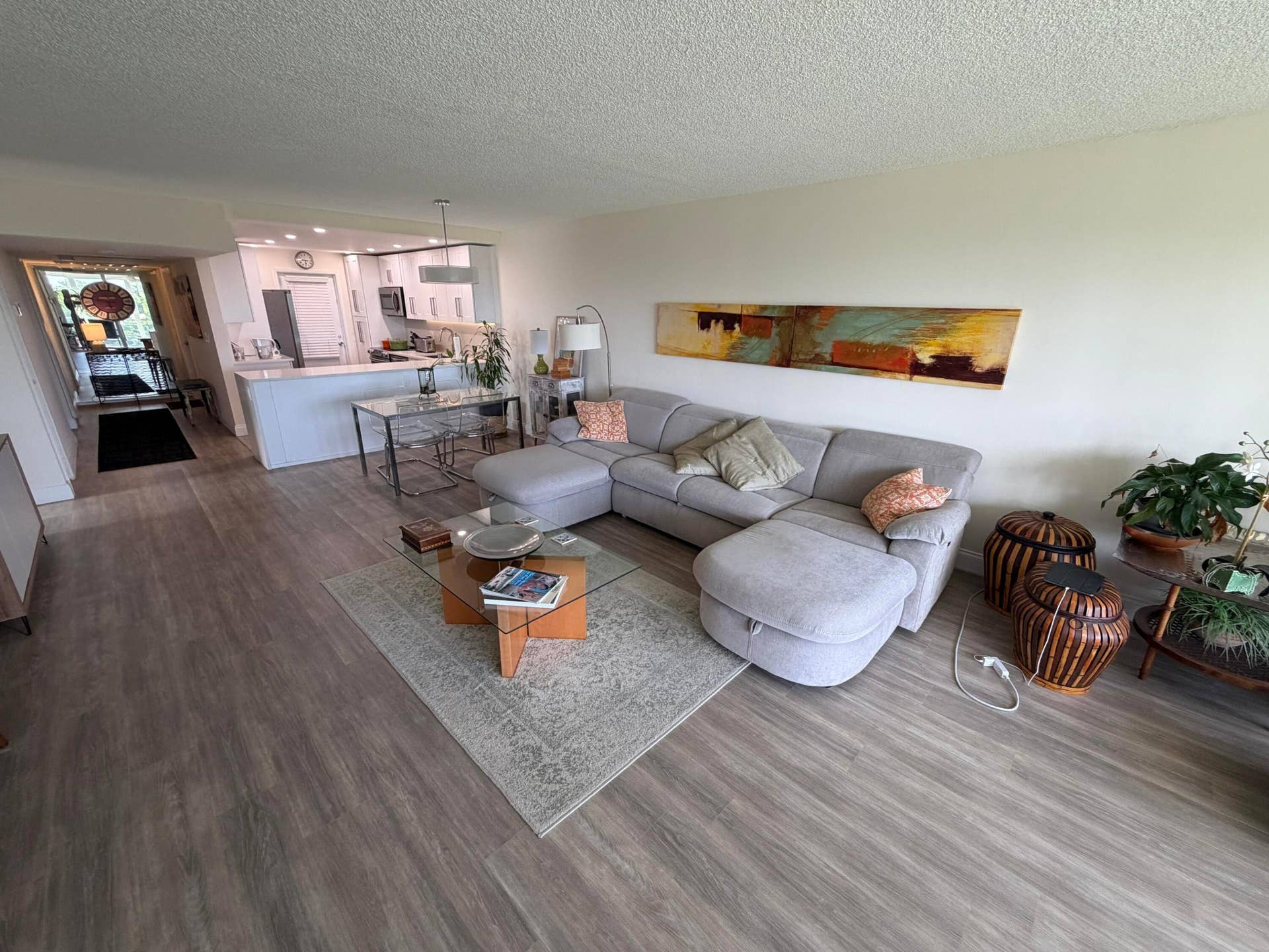 3001 S Course Drive, #501, Pompano Beach, FL 33069 living 4
