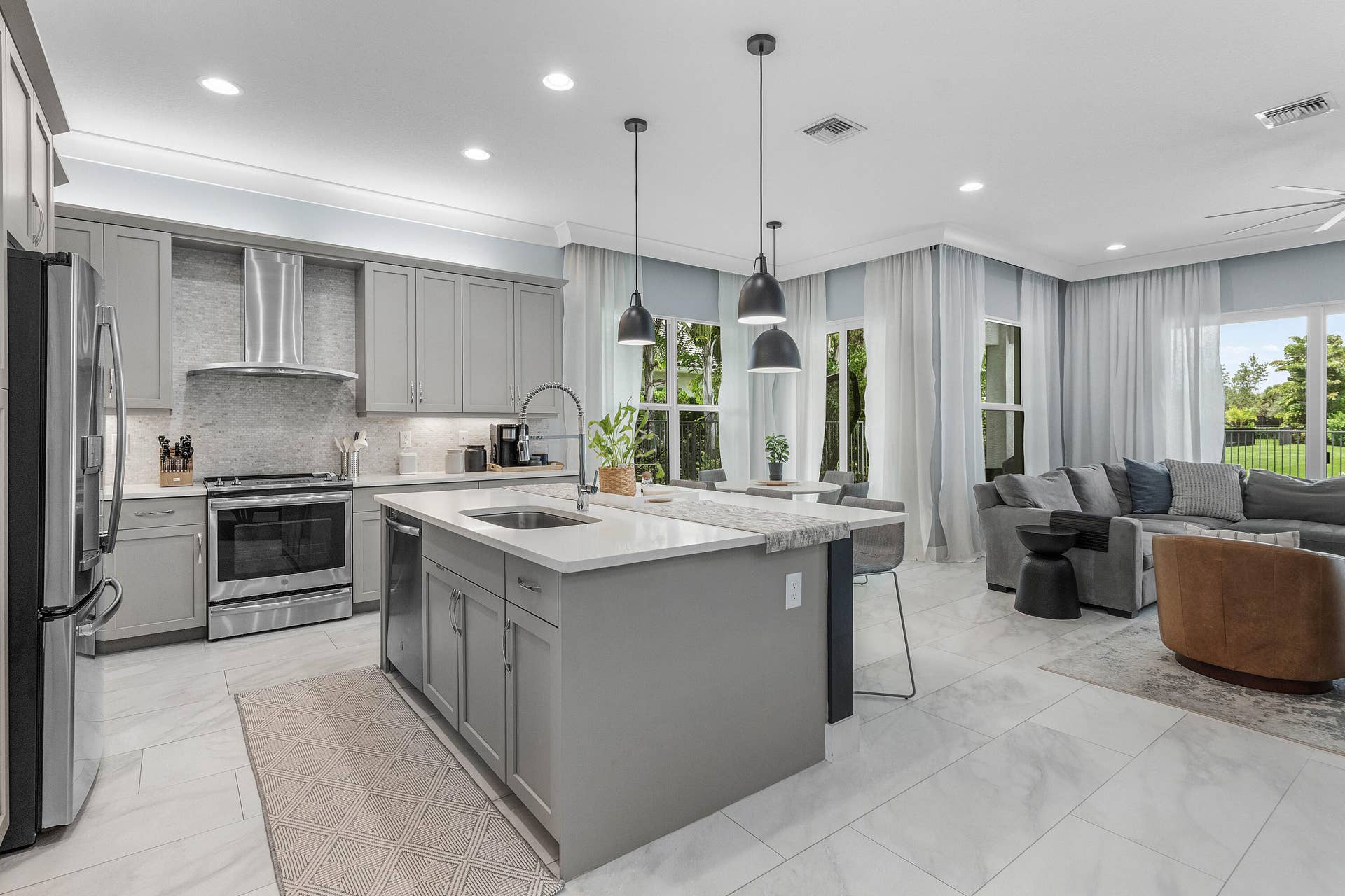 9663 Sterling Shores Street, Delray Beach, FL 33446 Kitchen