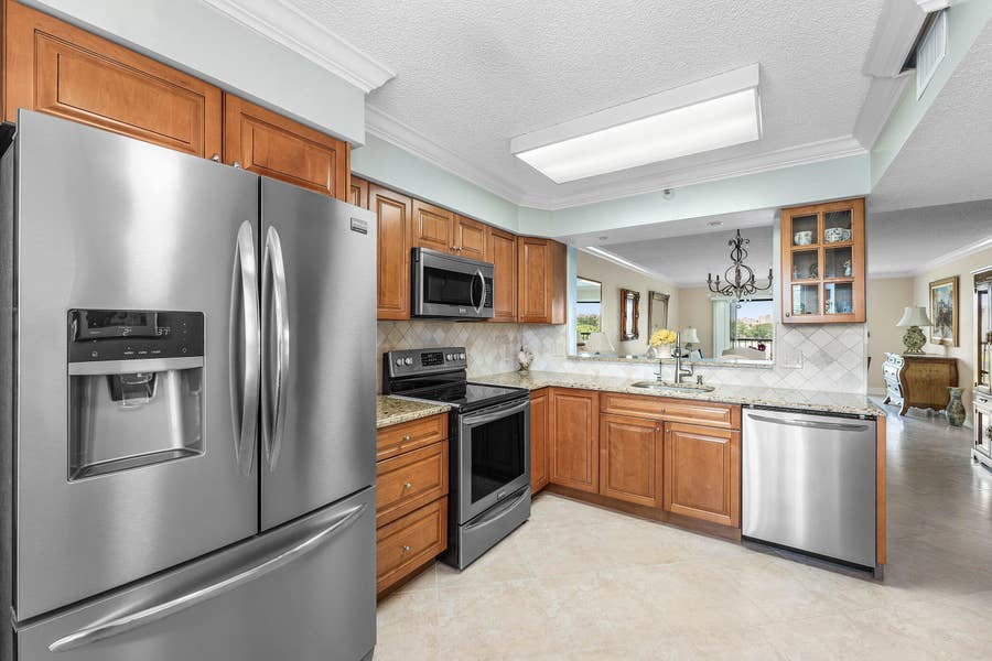Property photo for 7076 Huntington Lane, #502, Delray Beach, FL