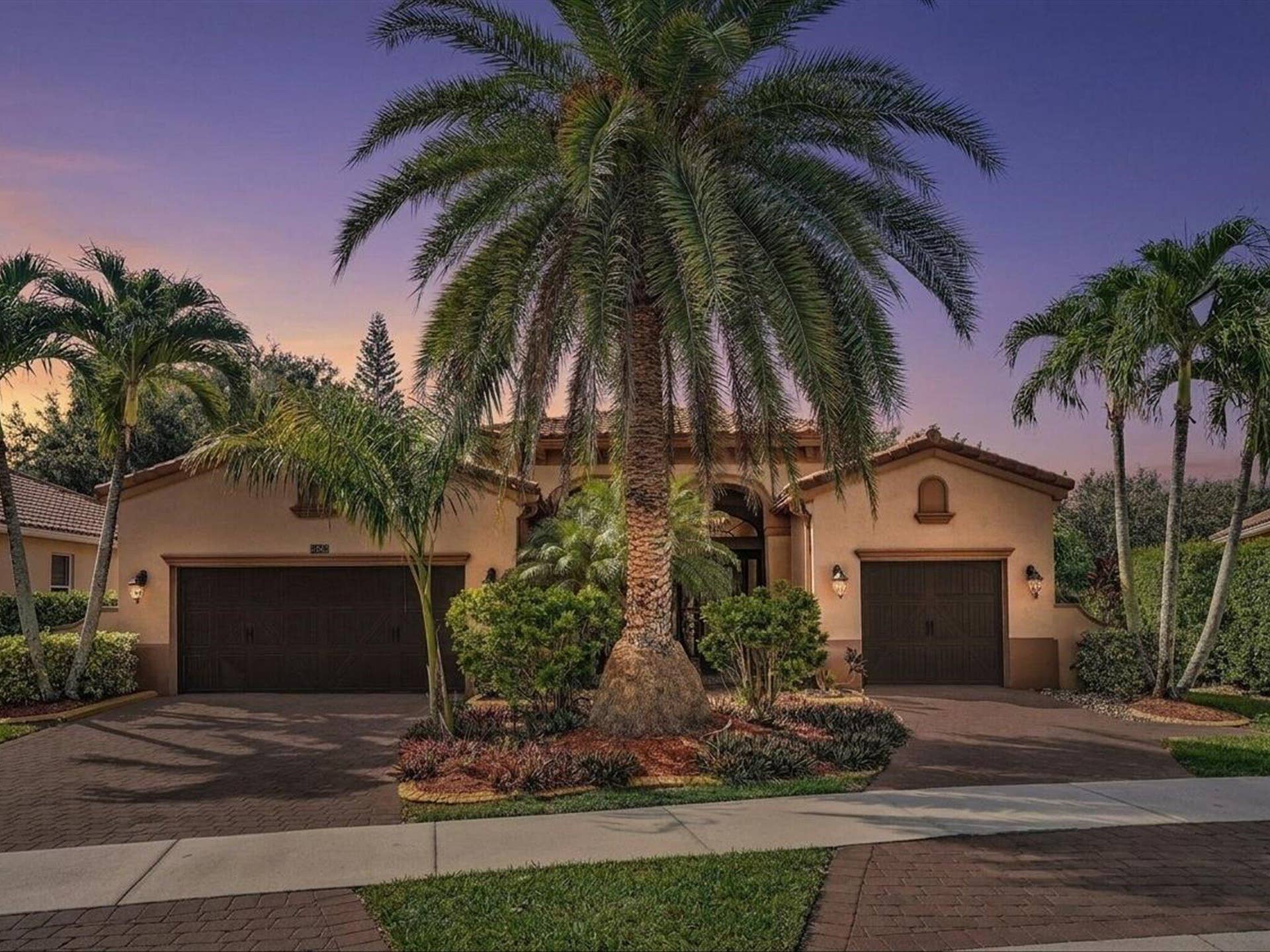 3445 NW 87th Avenue, Hollywood, FL 33024 001-Twilight