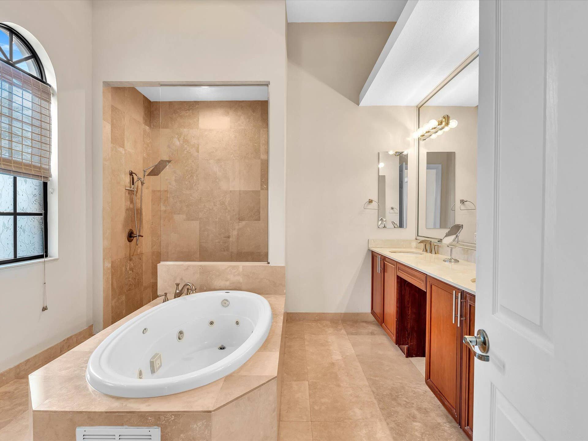 3445 NW 87th Avenue, Hollywood, FL 33024 067-FPP00316