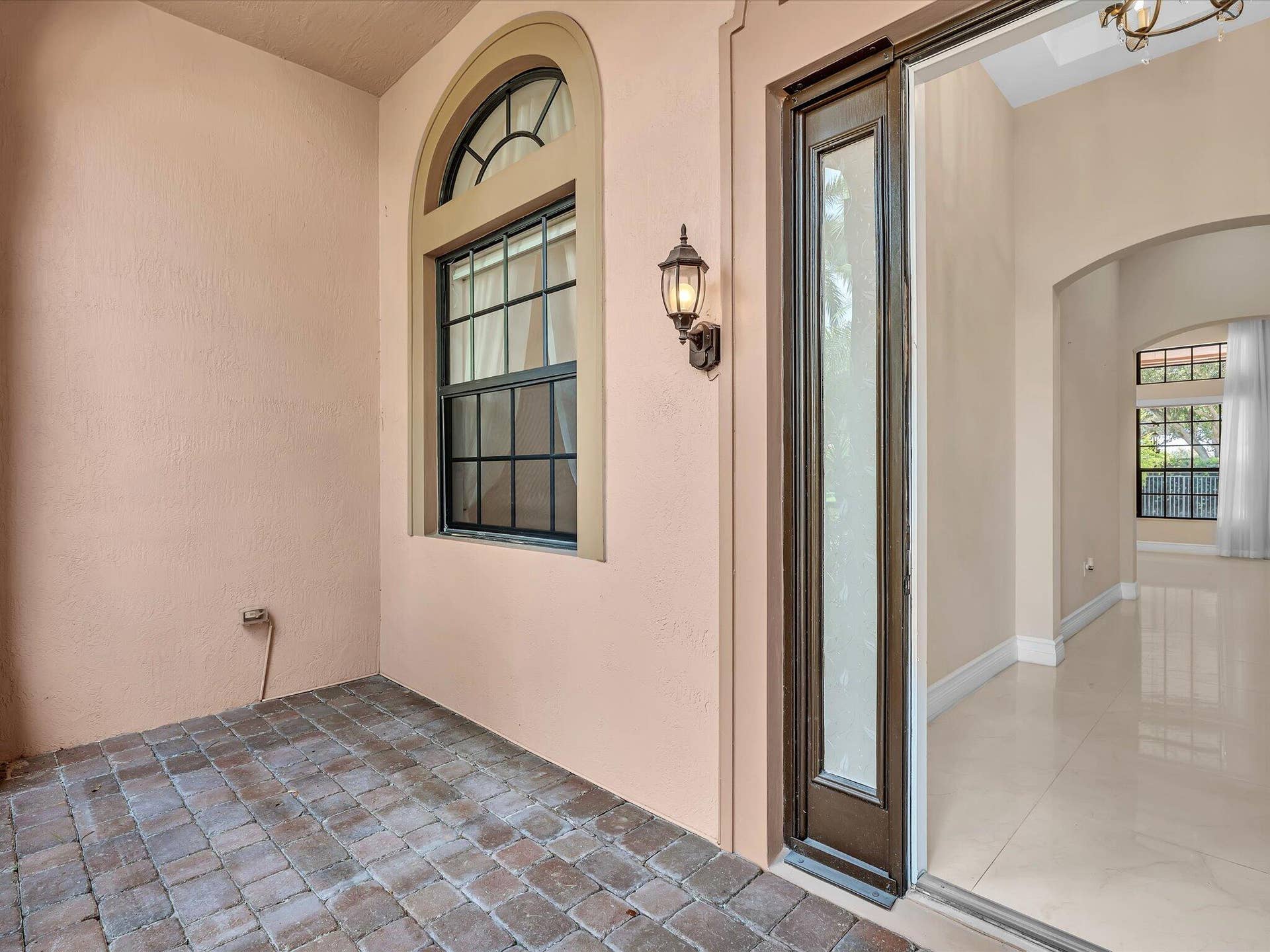 3445 NW 87th Avenue, Hollywood, FL 33024 006-FPP00031