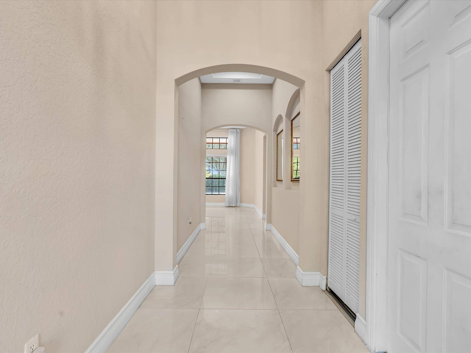 3445 NW 87th Avenue, Hollywood, FL 33024 007-FPP00036