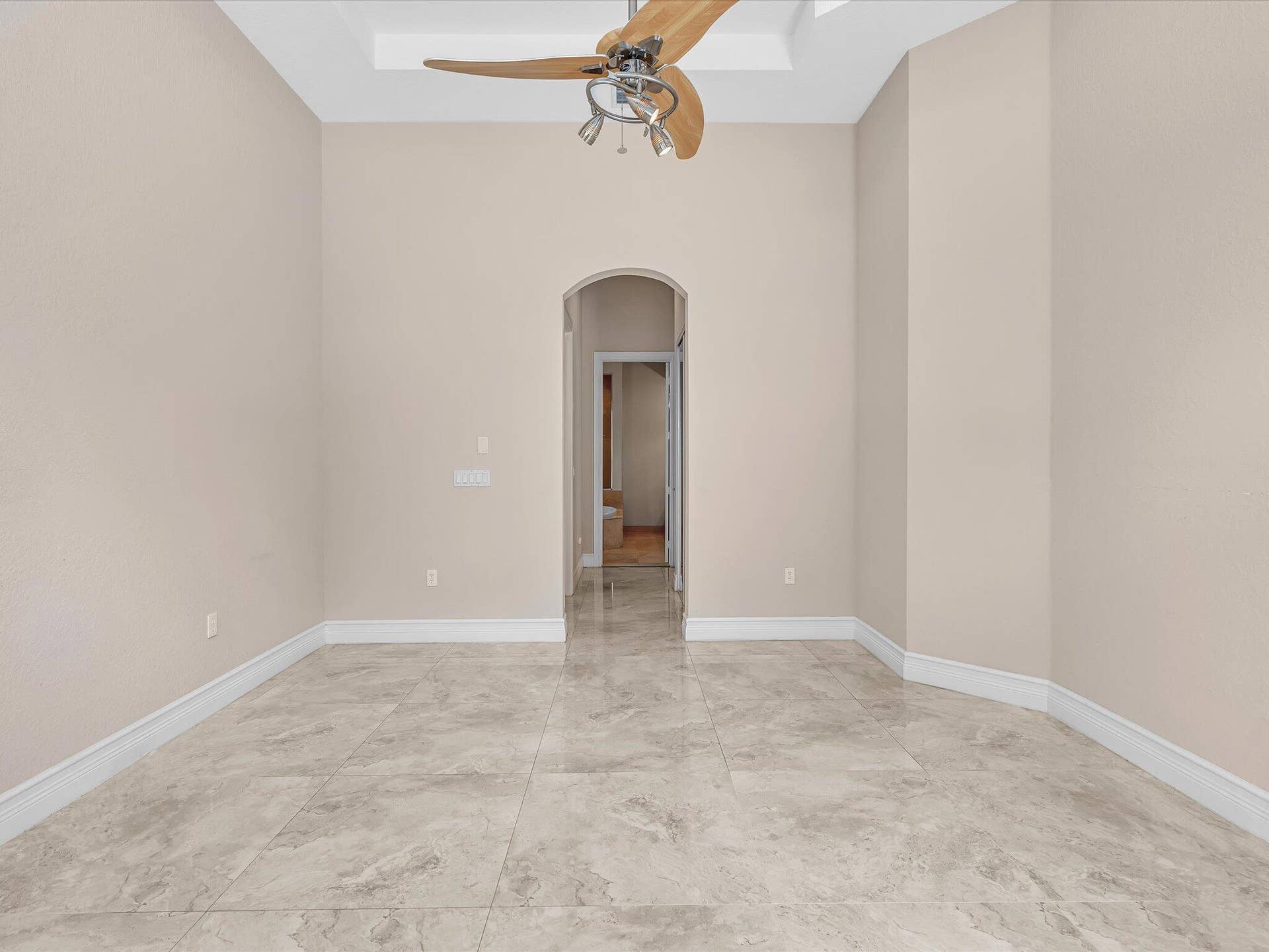3445 NW 87th Avenue, Hollywood, FL 33024 065-FPP00306