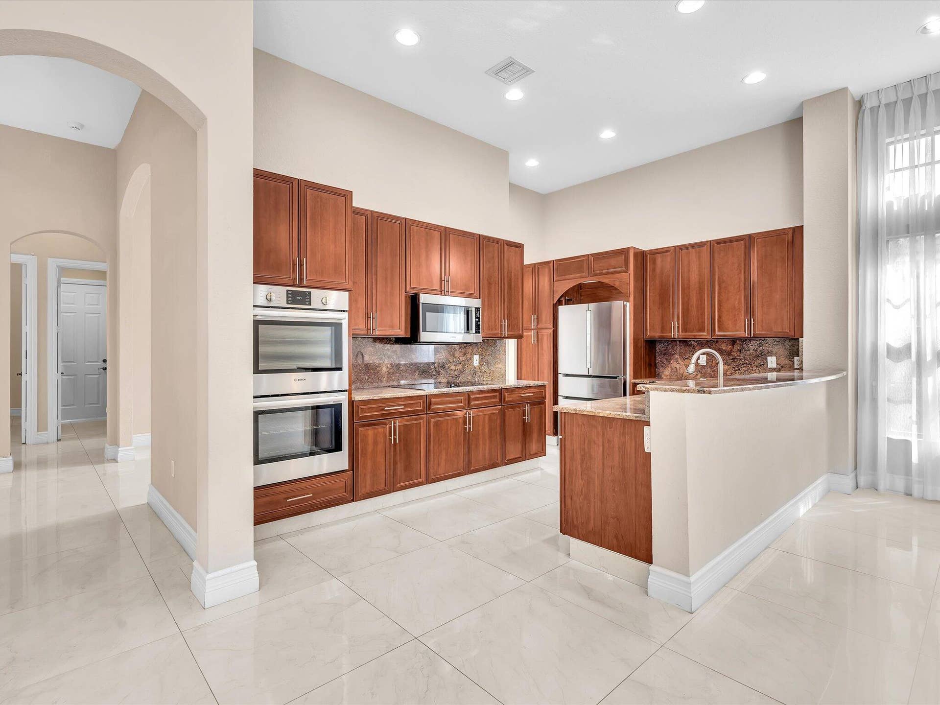 3445 NW 87th Avenue, Hollywood, FL 33024 027-FPP00121