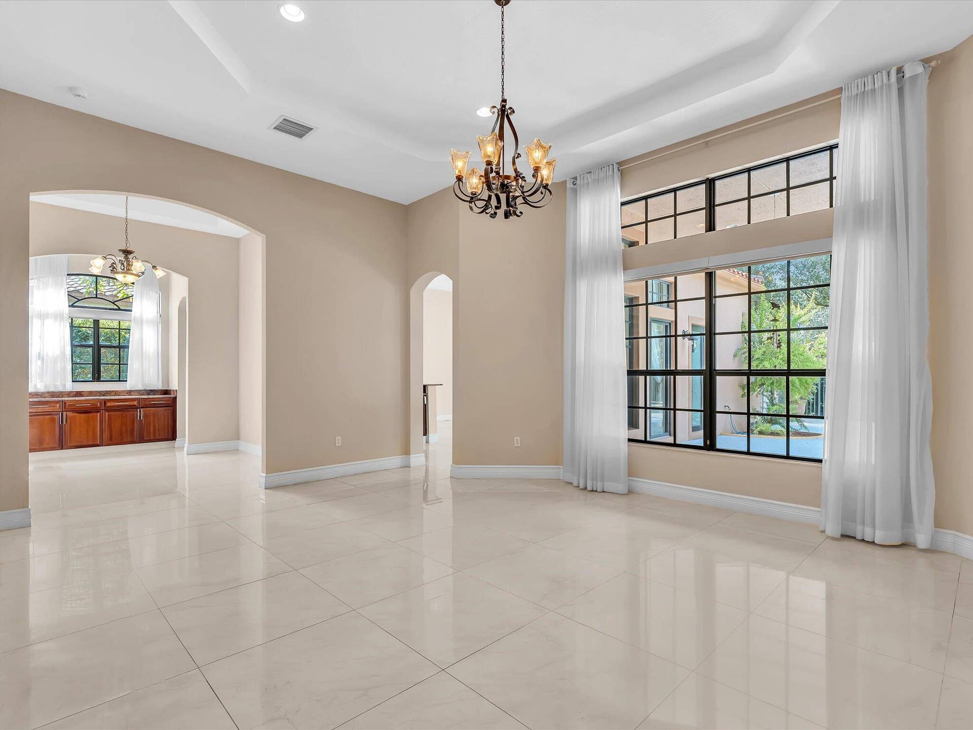 3445 NW 87th Avenue, Hollywood, FL 33024 009-FPP00046