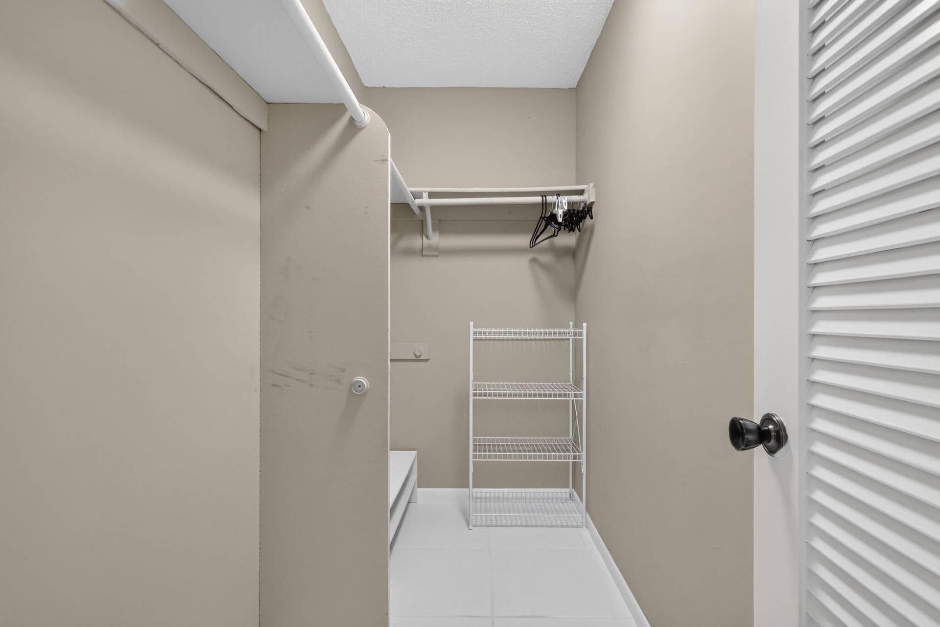 40 Burgundy A, Delray Beach, FL 33484 Bathroom 1
