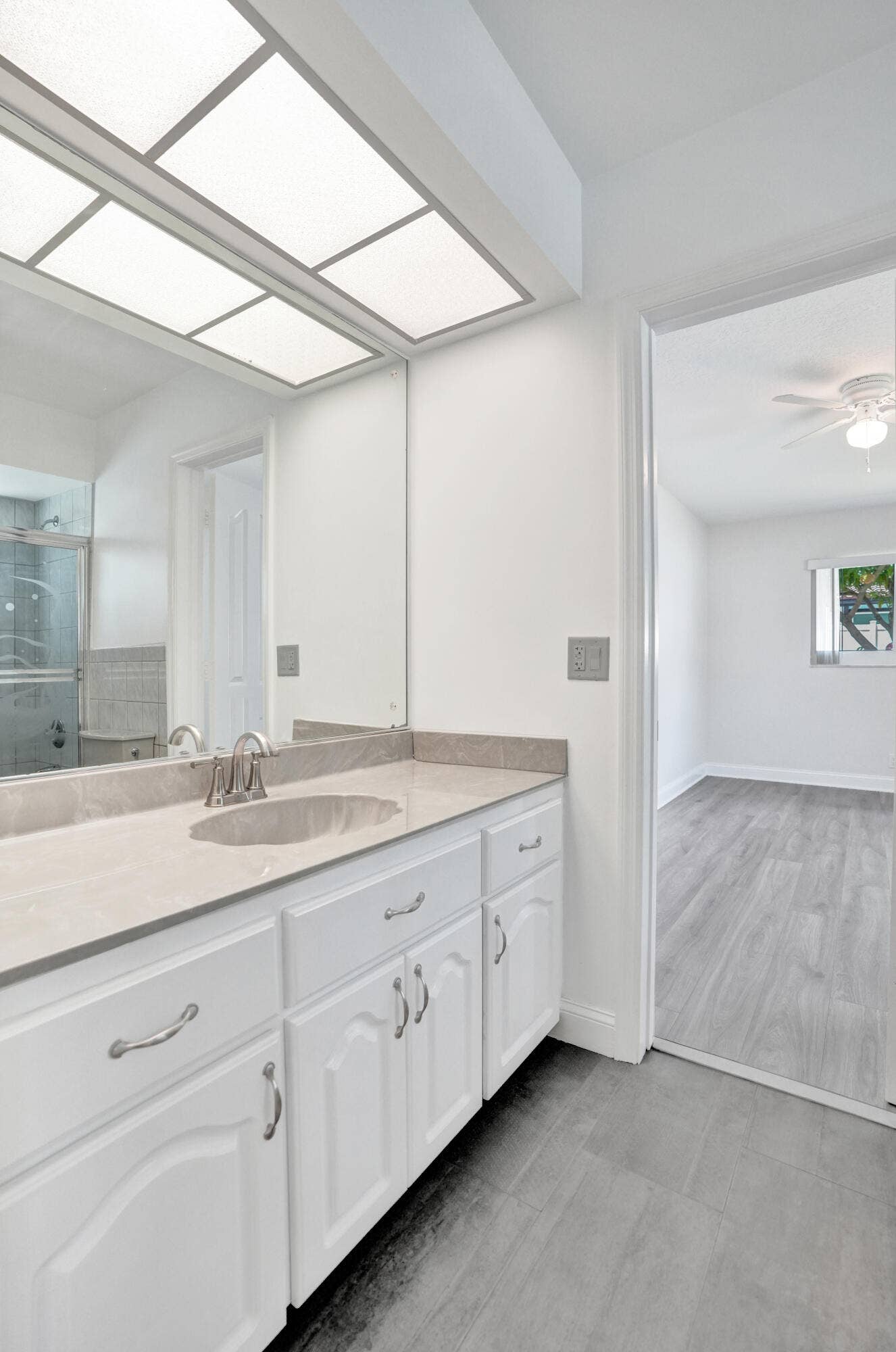 4755 NE 23rd Avenue, Fort Lauderdale, FL 33308 DSC08977