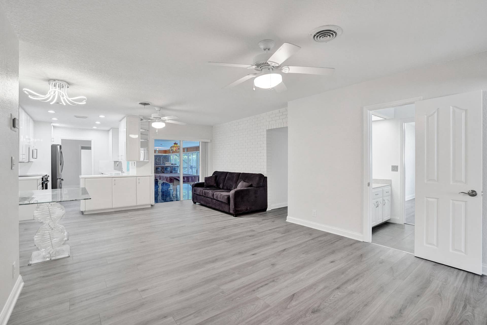 4755 NE 23rd Avenue, Fort Lauderdale, FL 33308 DSC08956