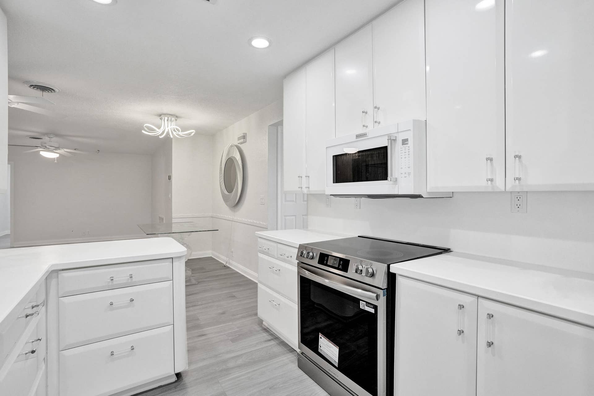 4755 NE 23rd Avenue, Fort Lauderdale, FL 33308 DSC08941