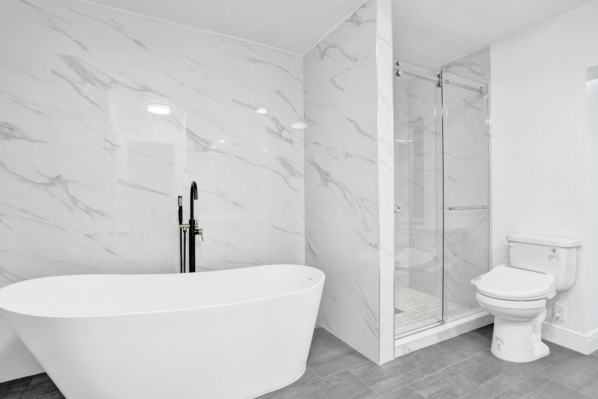 4755 NE 23rd Avenue, Fort Lauderdale, FL 33308 DSC08902