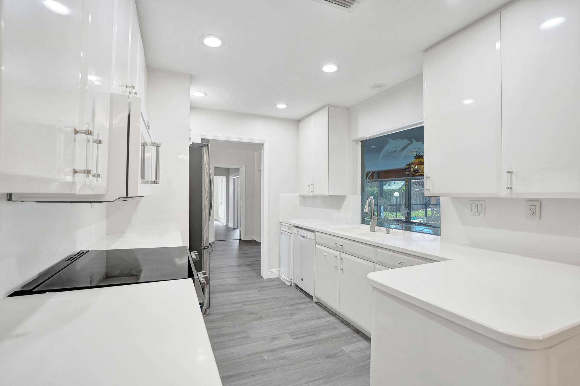 4755 NE 23rd Avenue, Fort Lauderdale, FL 33308 DSC08947