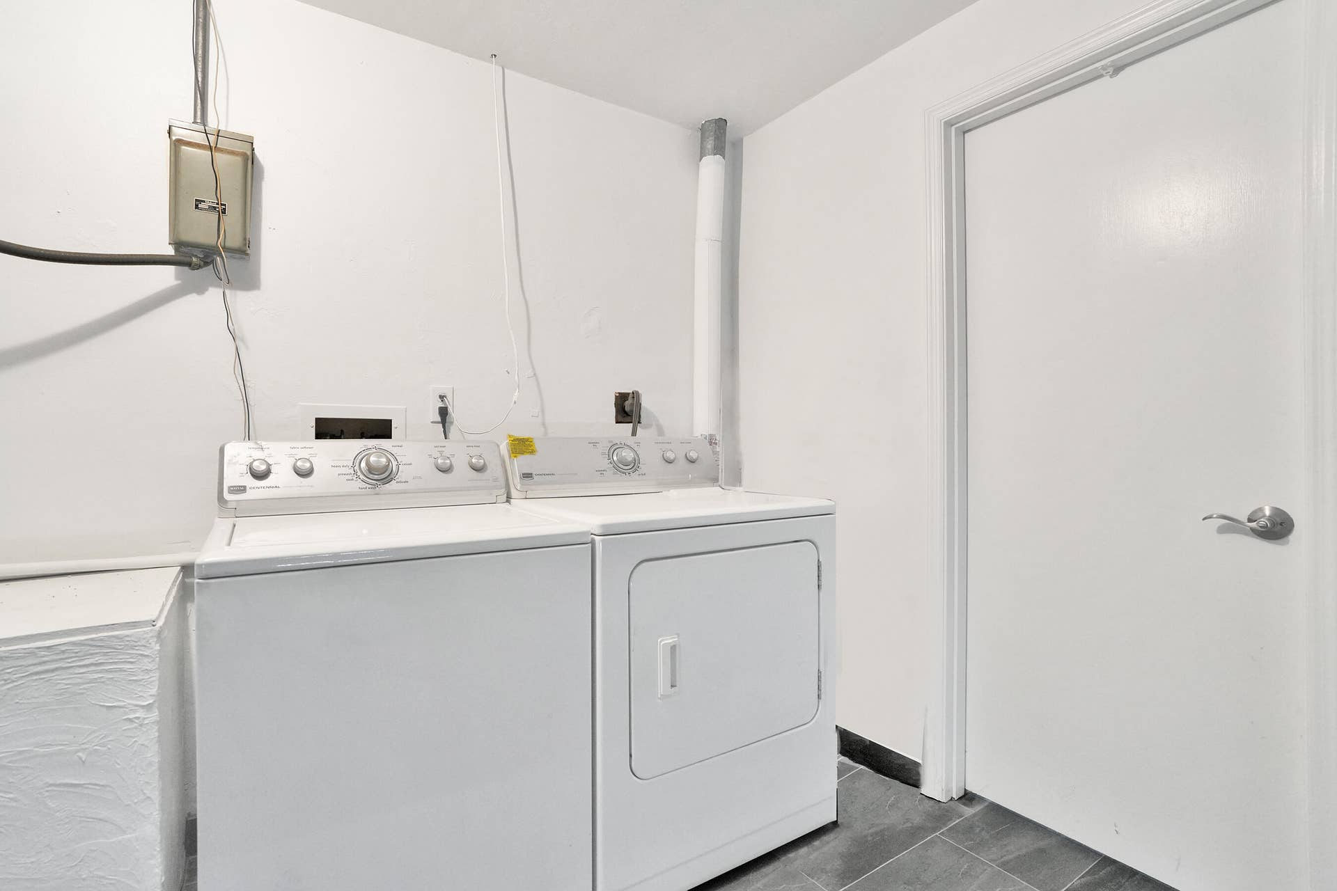 4755 NE 23rd Avenue, Fort Lauderdale, FL 33308 DSC09079