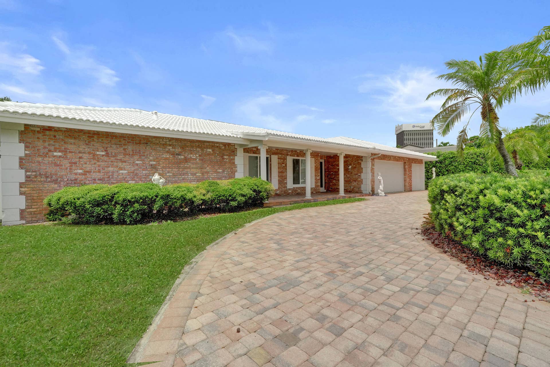 4755 NE 23rd Avenue, Fort Lauderdale, FL 33308 DSC09094