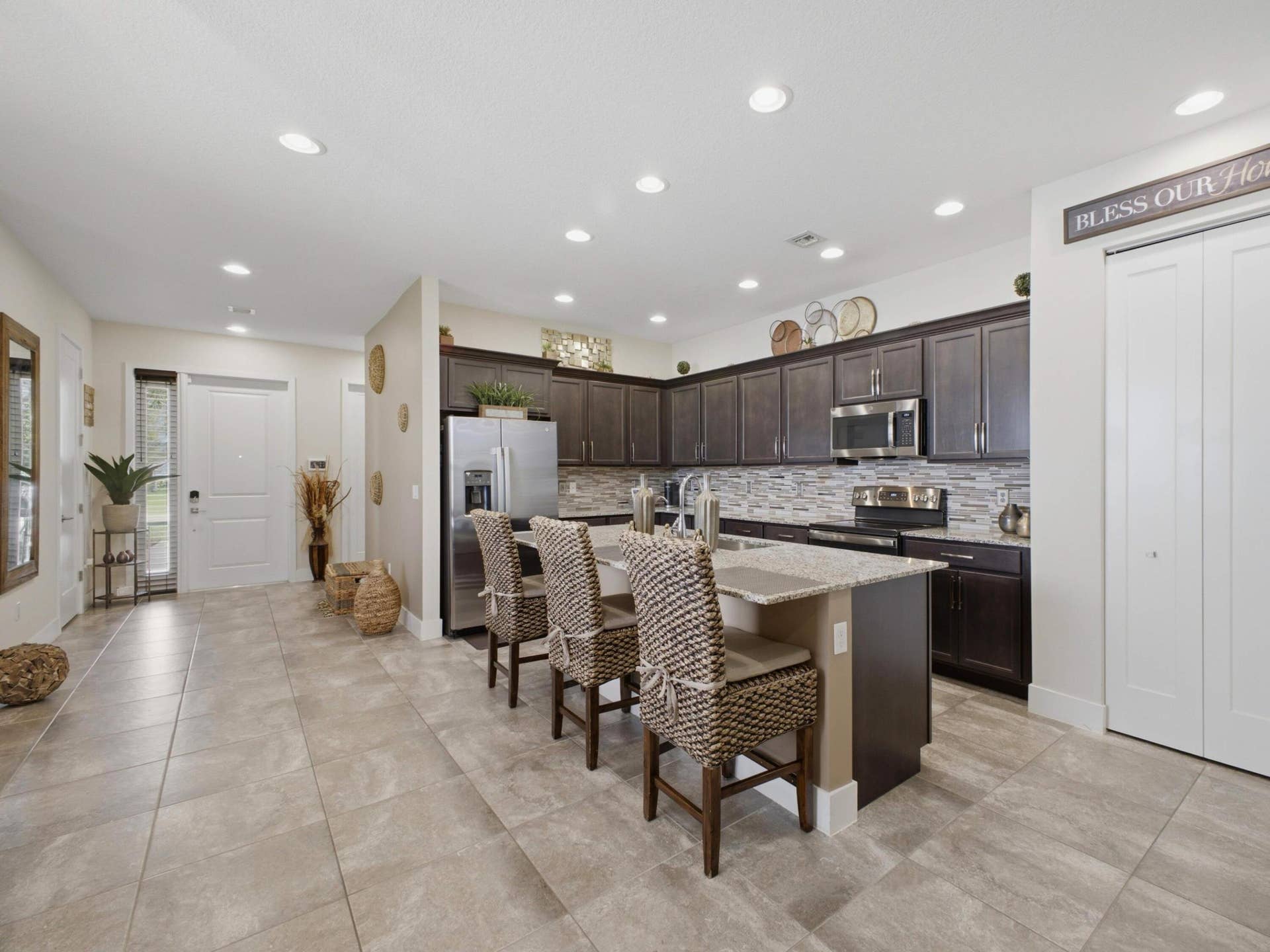 16312 Sandy Shore Drive, Westlake, FL 33470 Kitchen Foyer