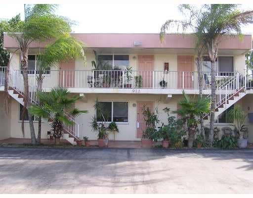 Property photo for 912 NE 17th Court, #4, Fort Lauderdale, FL