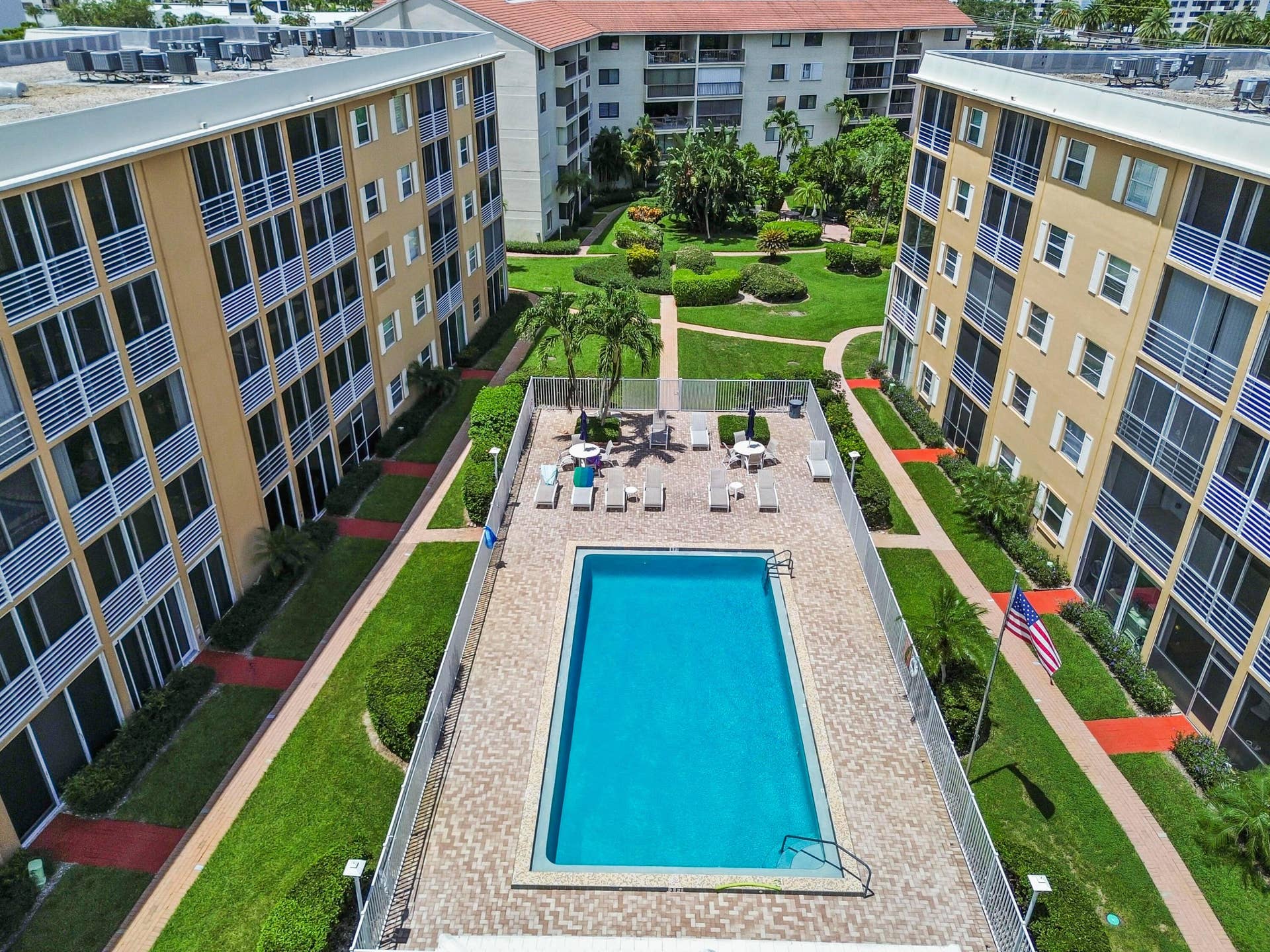 308 Golfview Road, #101, North Palm Beach, FL 33408 49 Drone 13