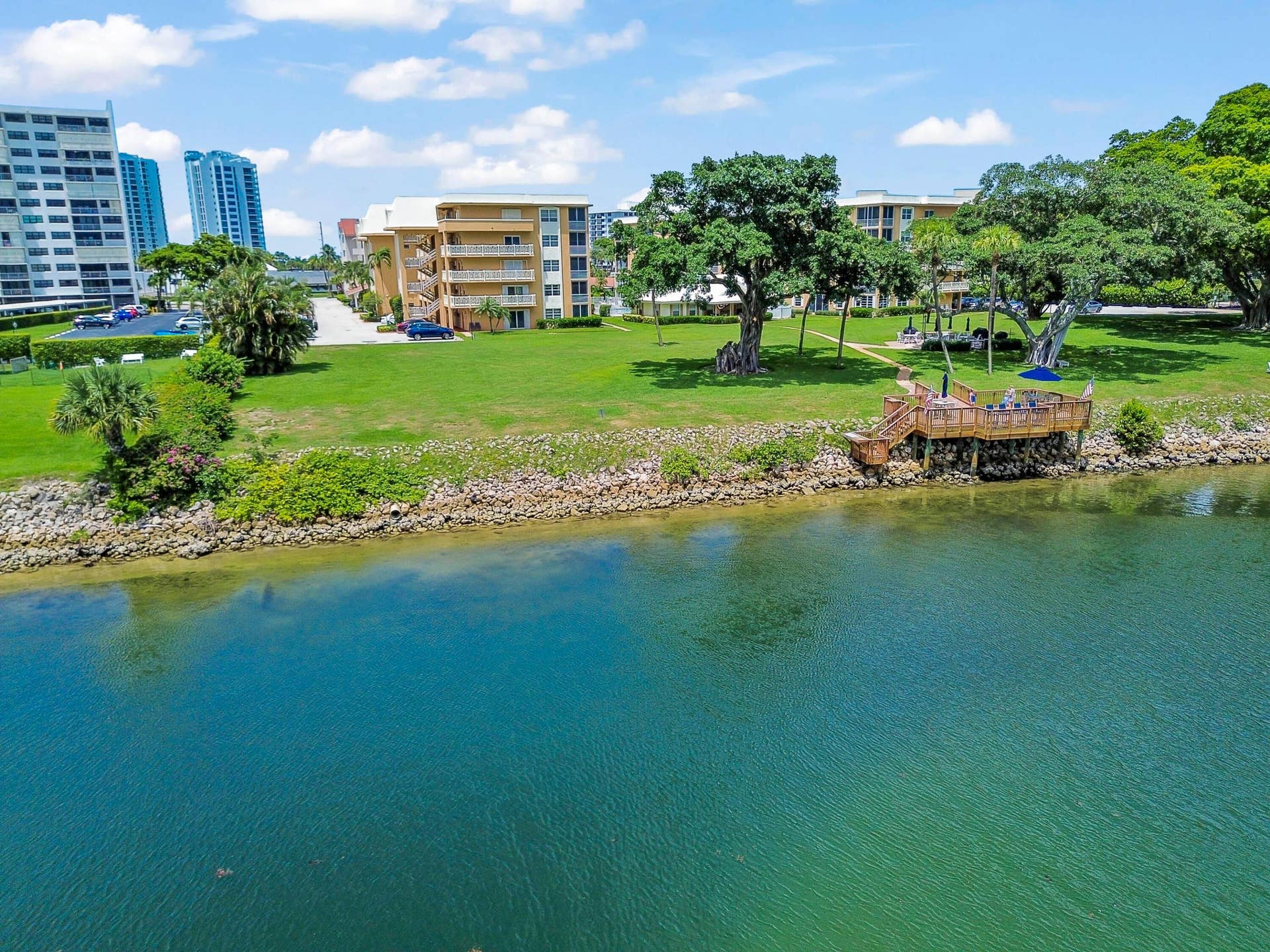 308 Golfview Road, #101, North Palm Beach, FL 33408 47 Drone 11