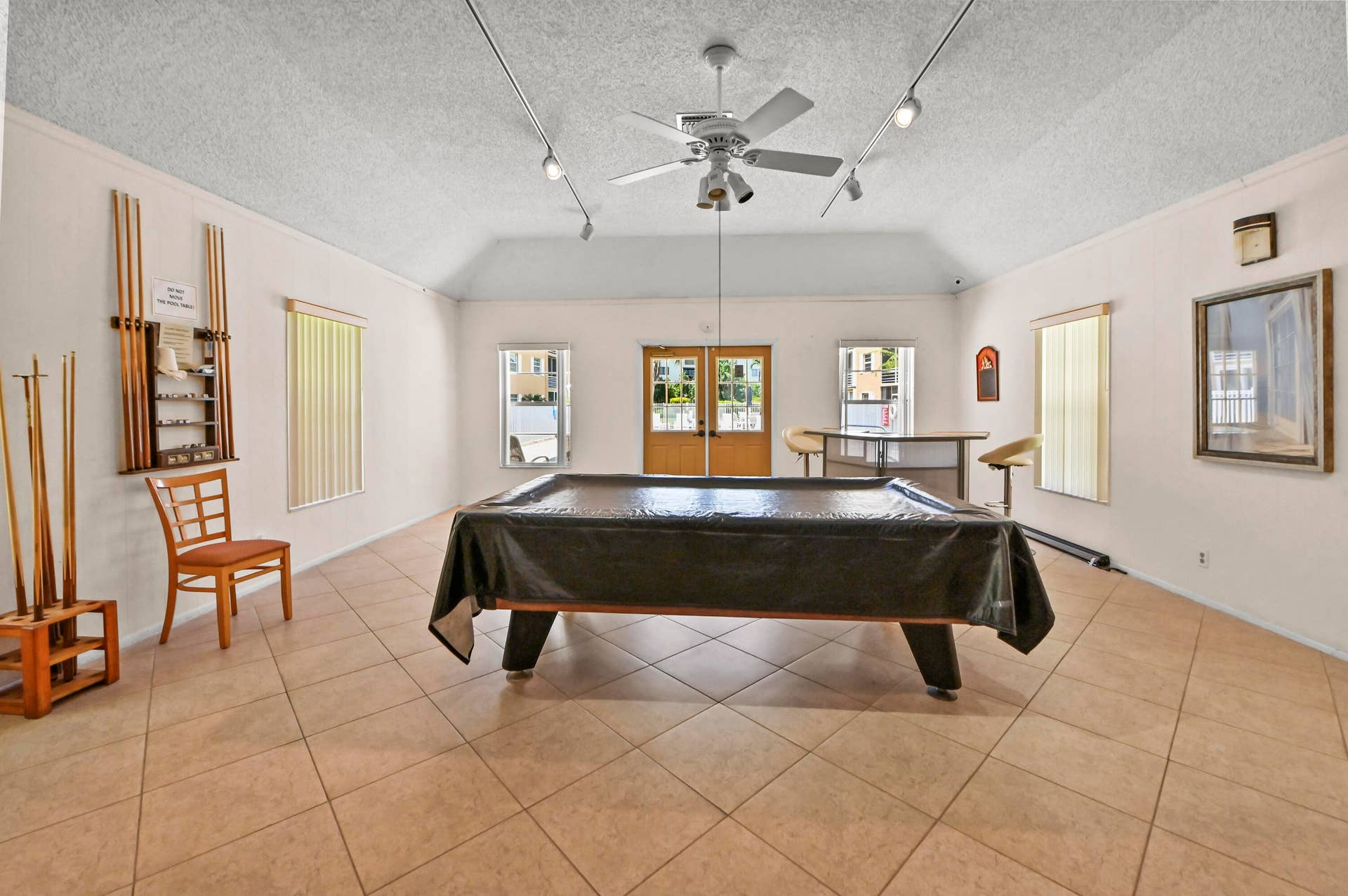 308 Golfview Road, #101, North Palm Beach, FL 33408 32 clubhouse 02