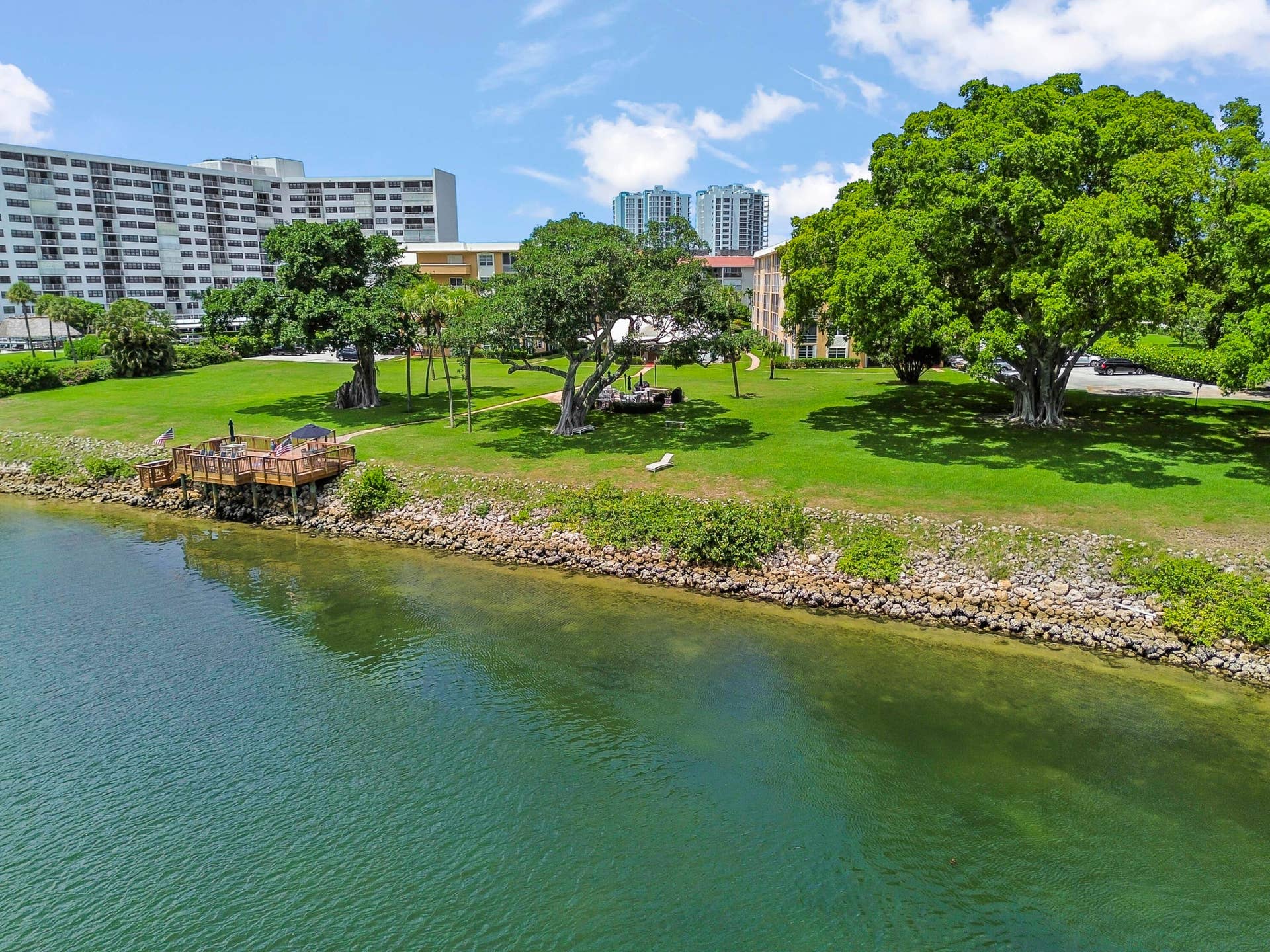 308 Golfview Road, #101, North Palm Beach, FL 33408 46 Drone 10