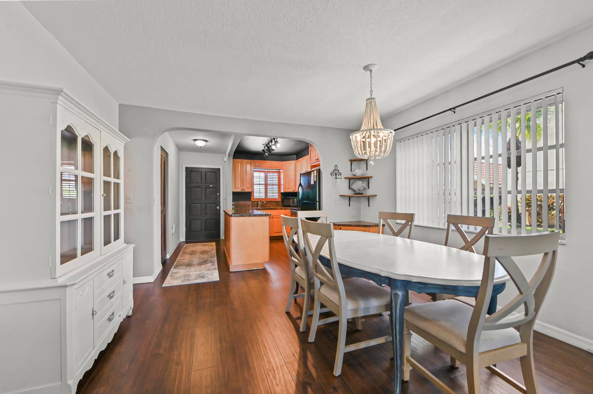 308 Golfview Road, #101, North Palm Beach, FL 33408 13 Dining room 02