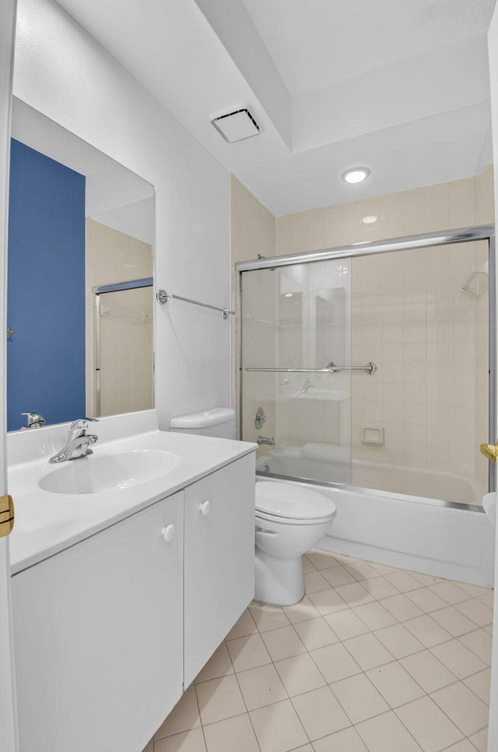 23256 Alora Drive, Boca Raton, FL 33433 Full 2nd Bathroom