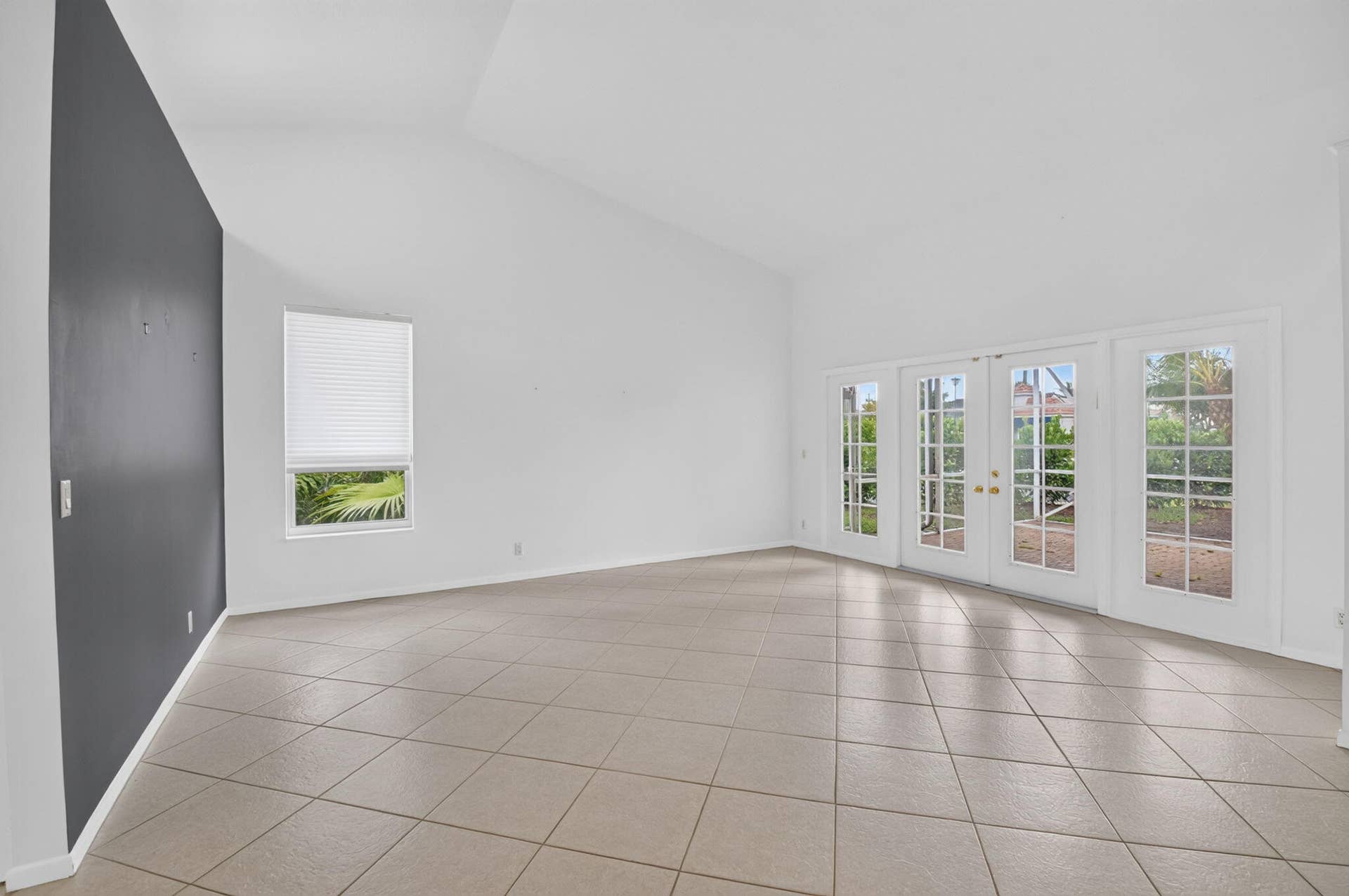 23256 Alora Drive, Boca Raton, FL 33433 Living Room