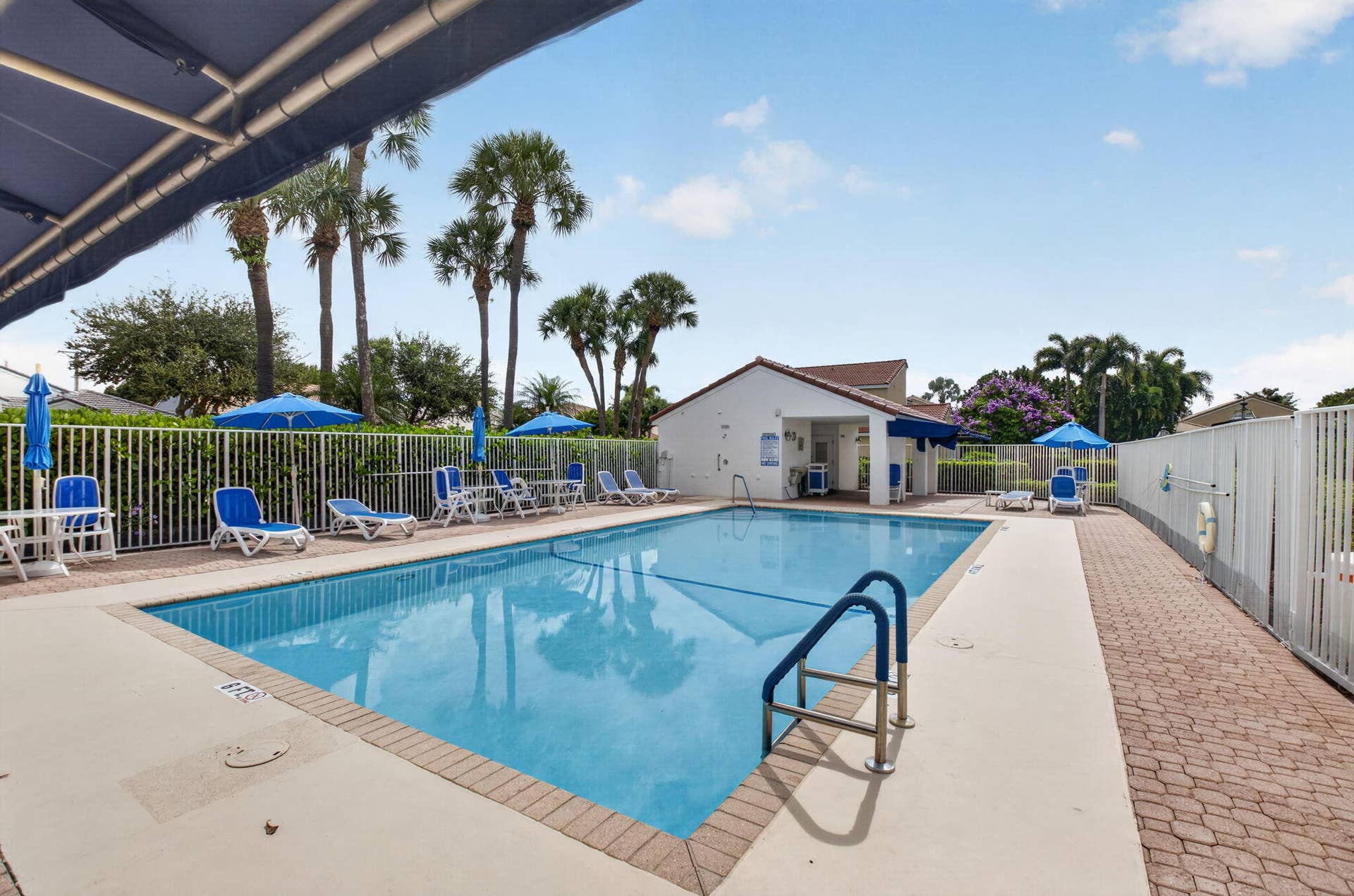 23256 Alora Drive, Boca Raton, FL 33433 Satellite Pool. Short walk to the pool