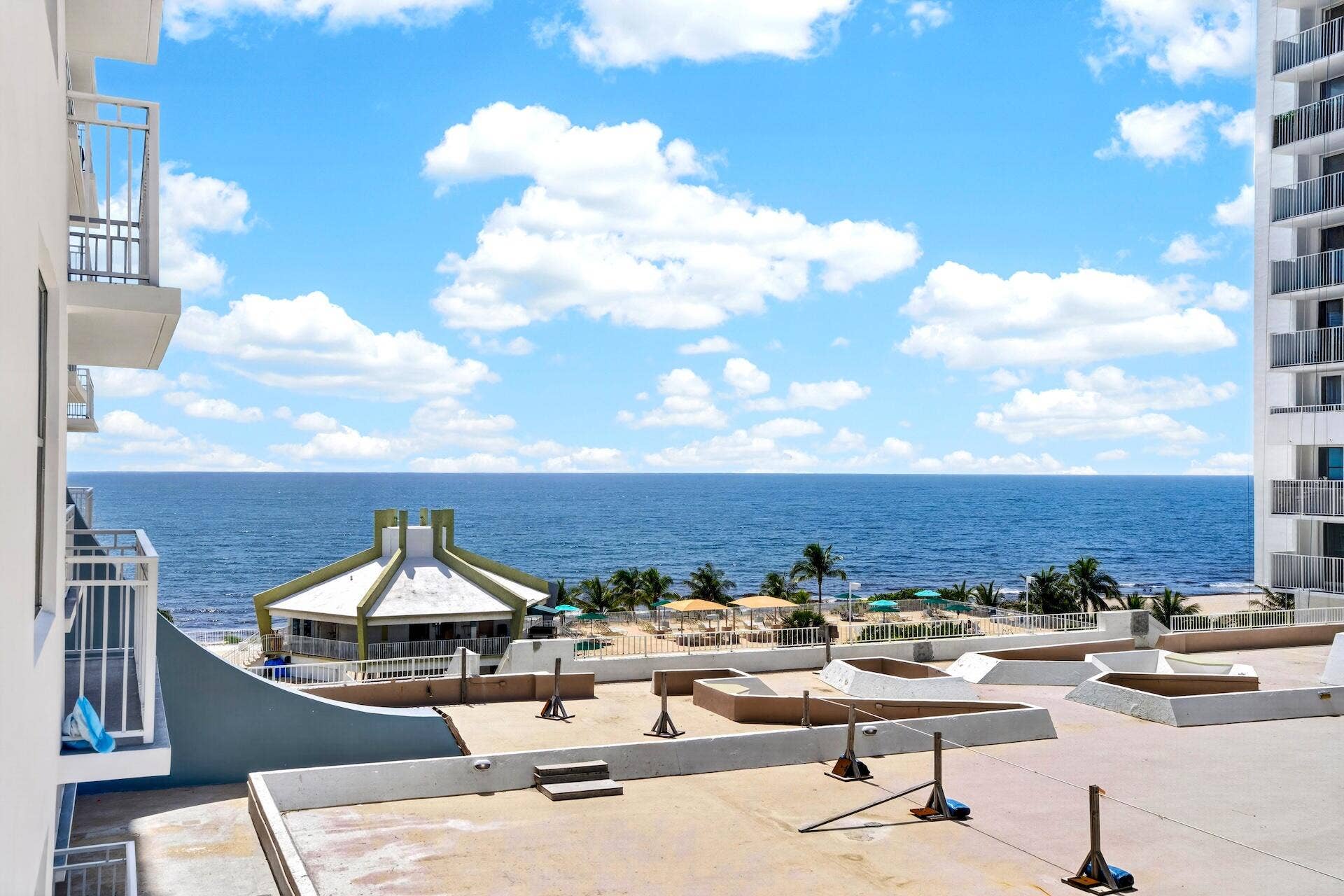 101 Briny Avenue, #808, Pompano Beach, FL 33062 PATIO VIEW