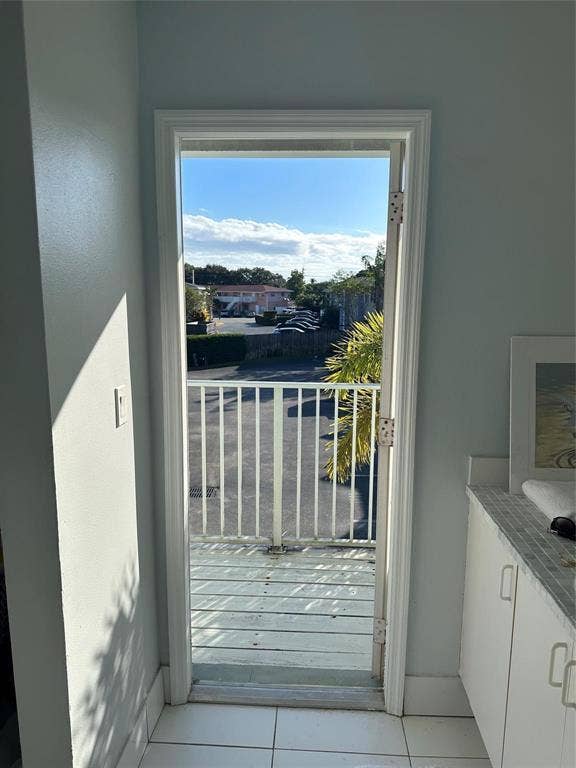 4121 NE 21st Terrace, #3, Lighthouse Point, FL 33064 GetMedia (27)
