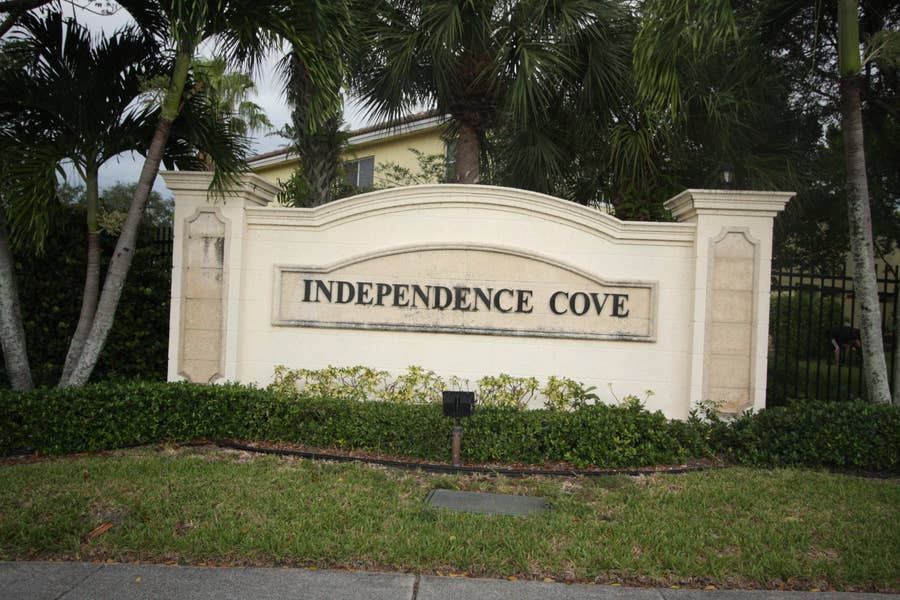 Property photo for 945 Imperial Lake Road, West Palm Beach, FL