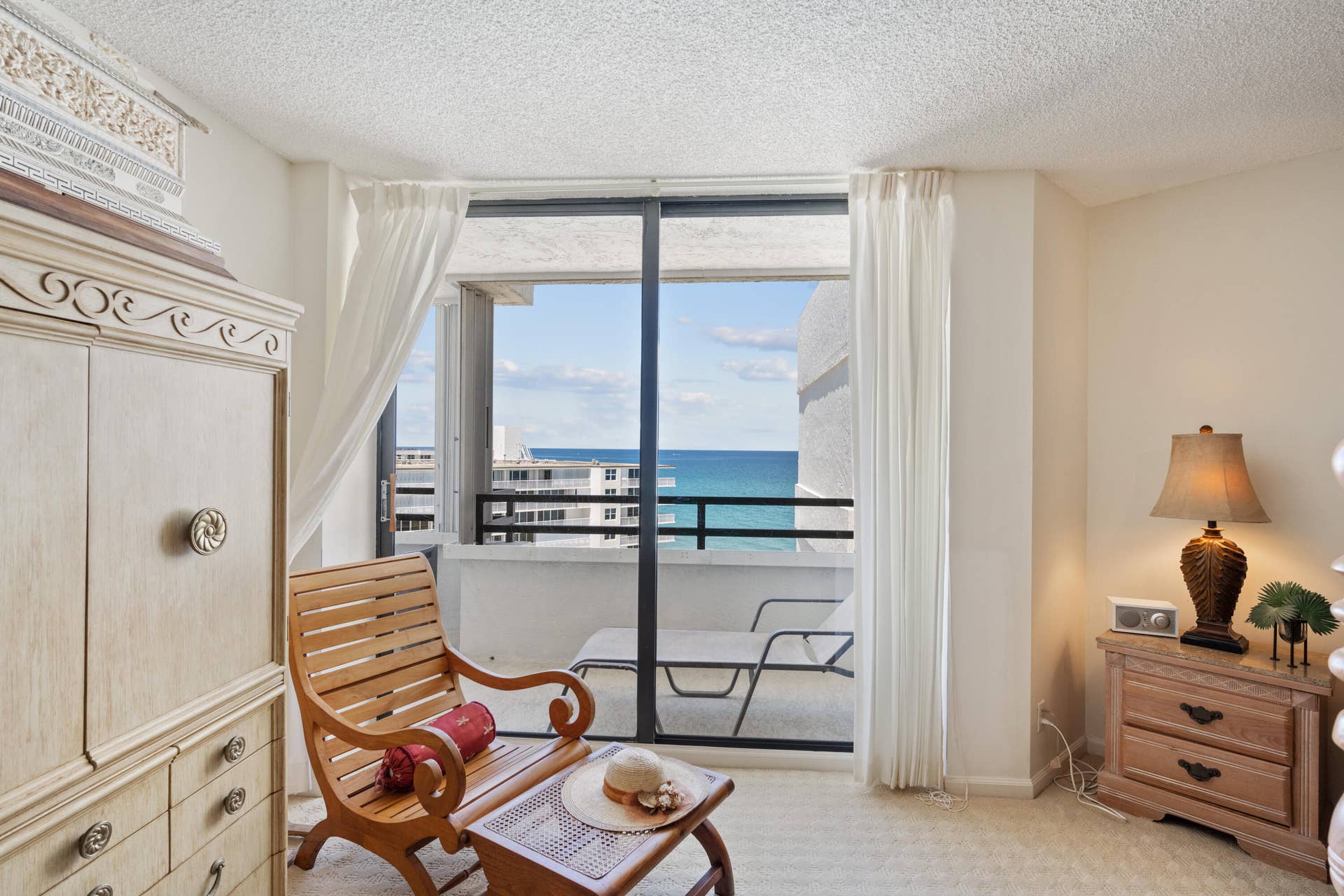 3560 S Ocean Boulevard, #Ph-6, South Palm Beach, FL 33480 Main Bedroom View