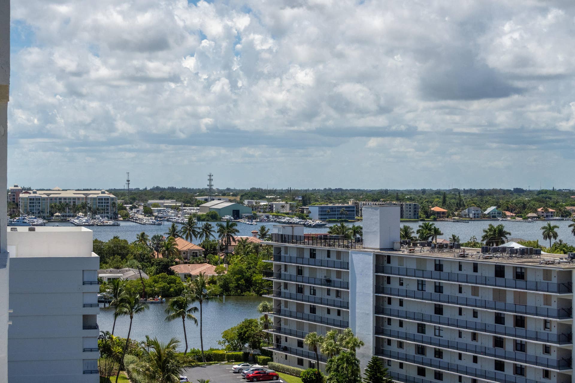 3560 S Ocean Boulevard, #Ph-6, South Palm Beach, FL 33480 West view