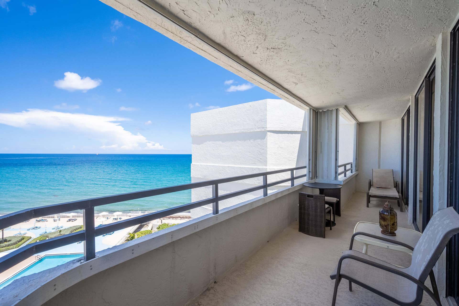 3560 S Ocean Boulevard, #Ph-6, South Palm Beach, FL 33480 Ocean View
