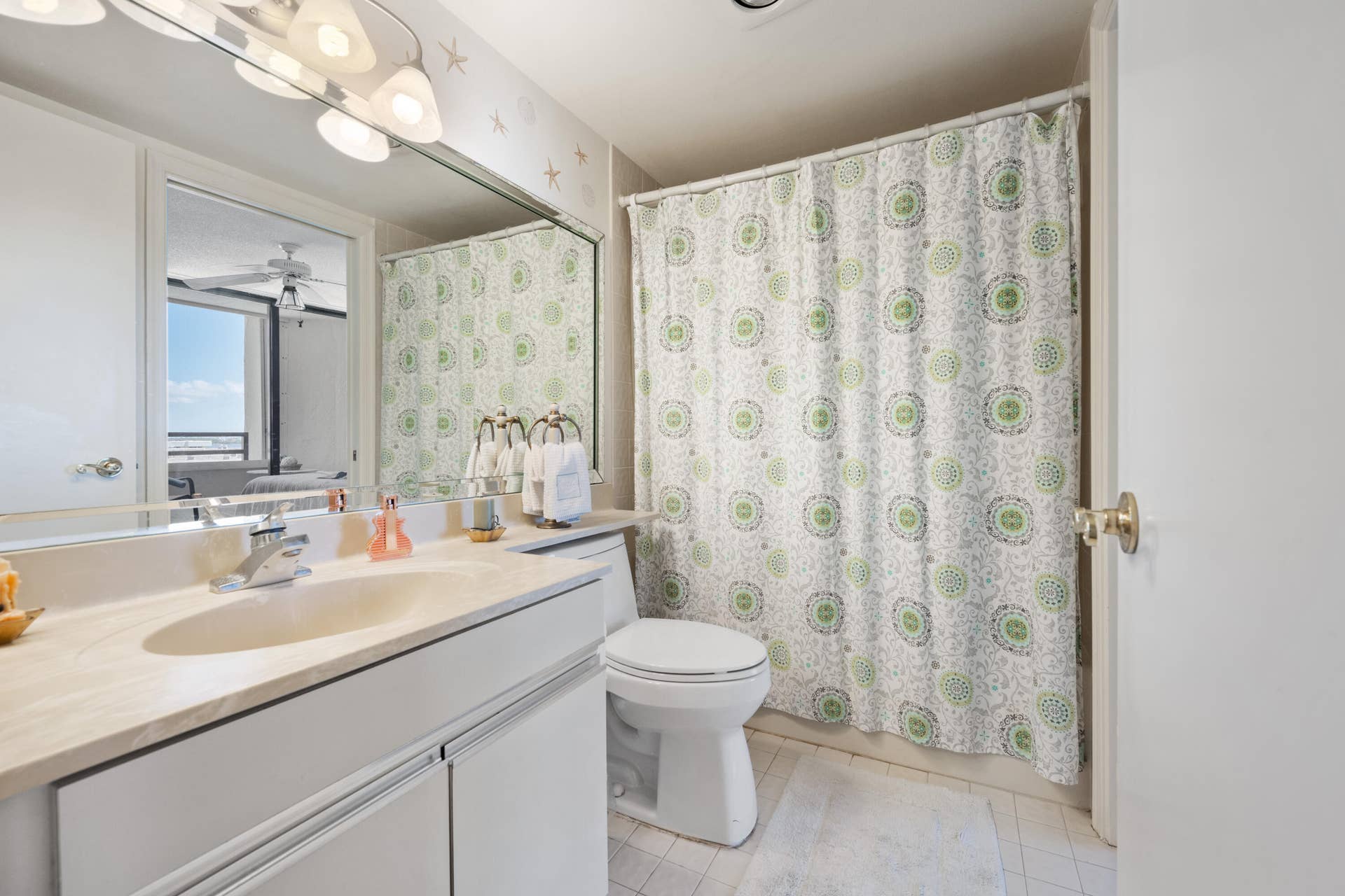 3560 S Ocean Boulevard, #Ph-6, South Palm Beach, FL 33480 23-DSC_6593