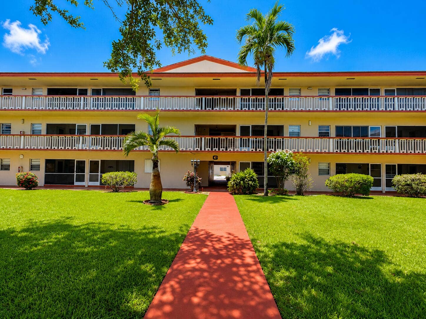 5300 Washington Street, #G126, Hollywood, FL 33021 281C6E3F-14A9-46AA-B4FC-80E4C270AD7F