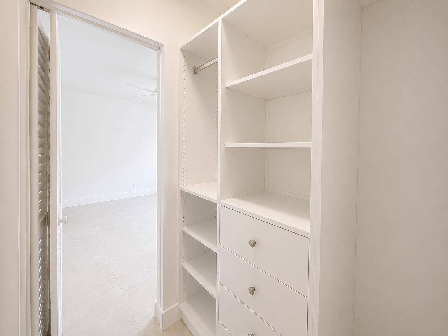 5300 Washington Street, #G126, Hollywood, FL 33021 3836E326-4C34-44A8-8303-B60789FA11FC