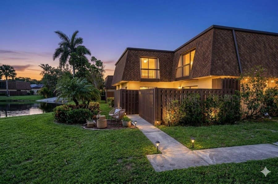 Property photo for 110 N Delaware Boulevard, #15d, Jupiter, FL