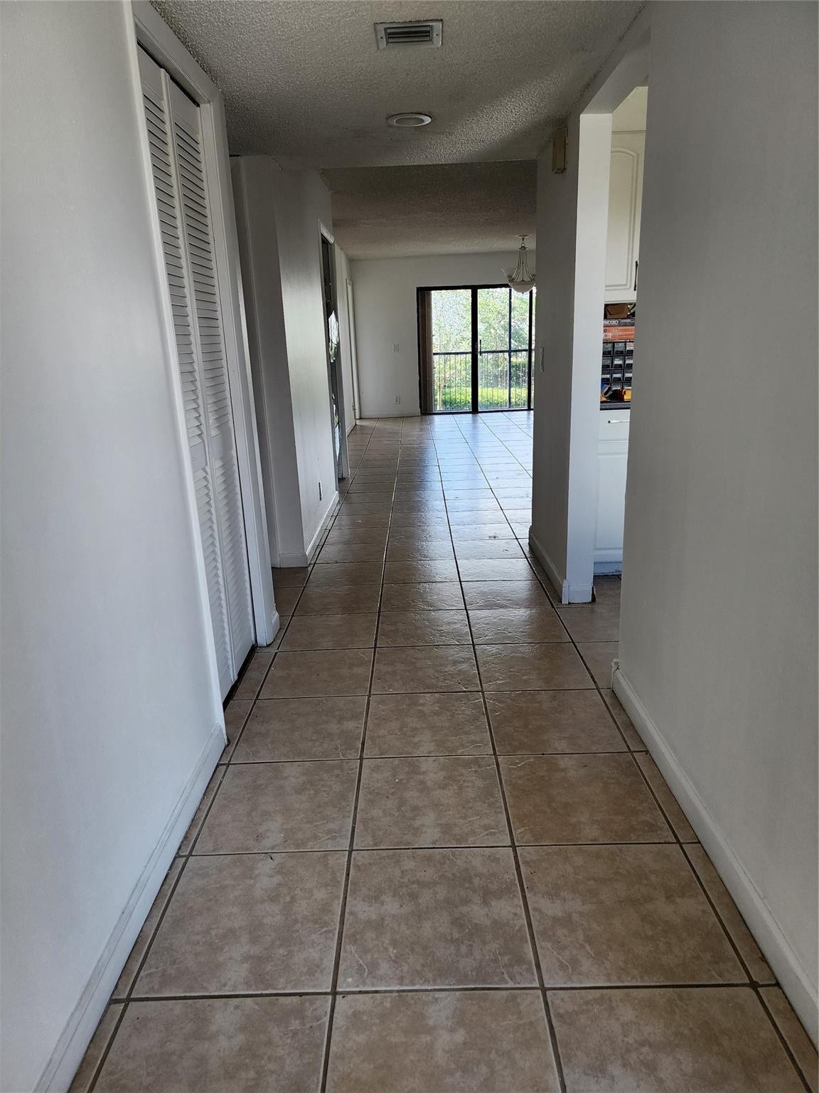 390 Racquet Club Road, #204, Weston, FL 33326 Photo 3