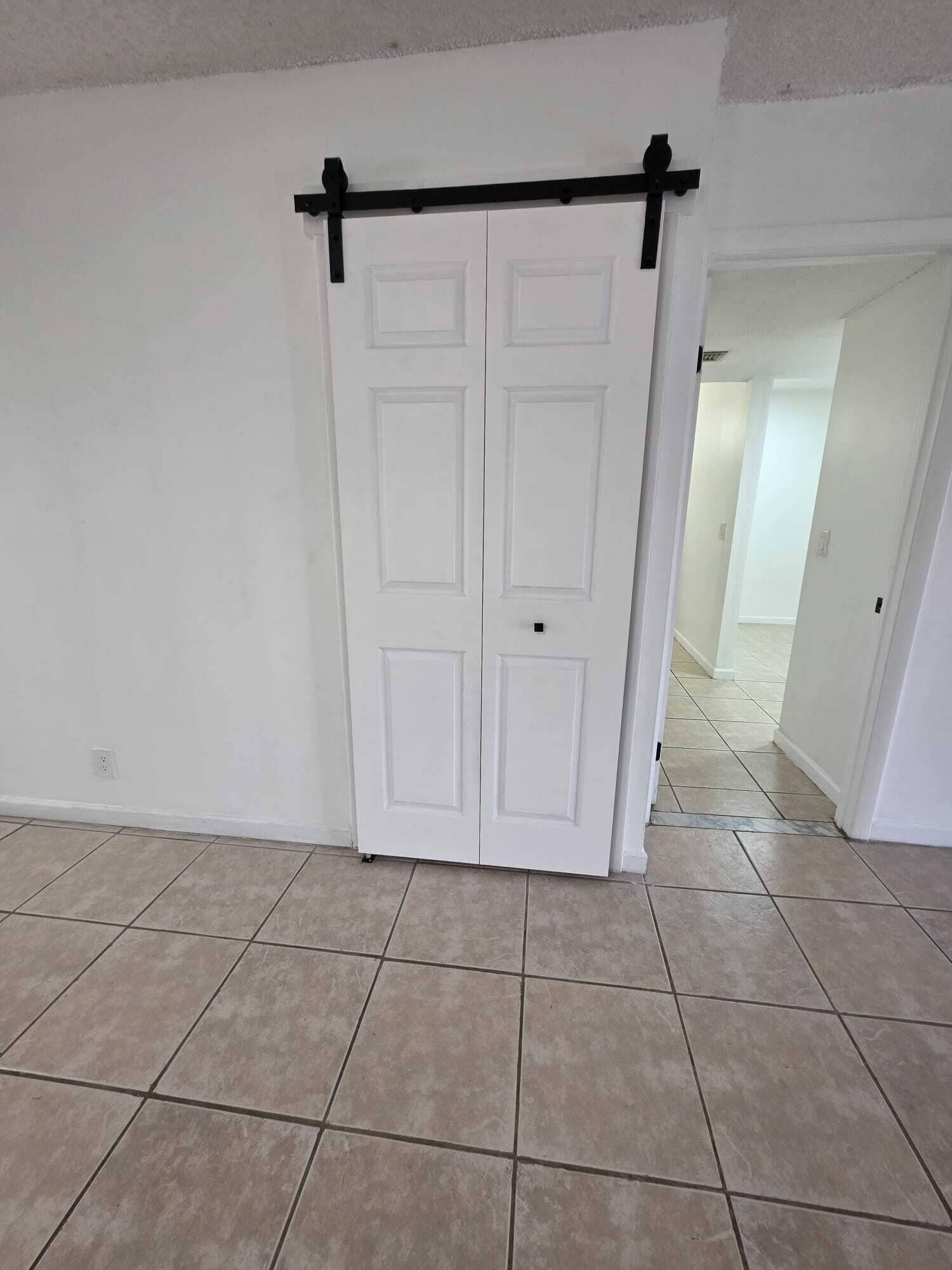 390 Racquet Club Road, #204, Weston, FL 33326 WhatsApp Image 2026-07-09 at 8.39.15 PM